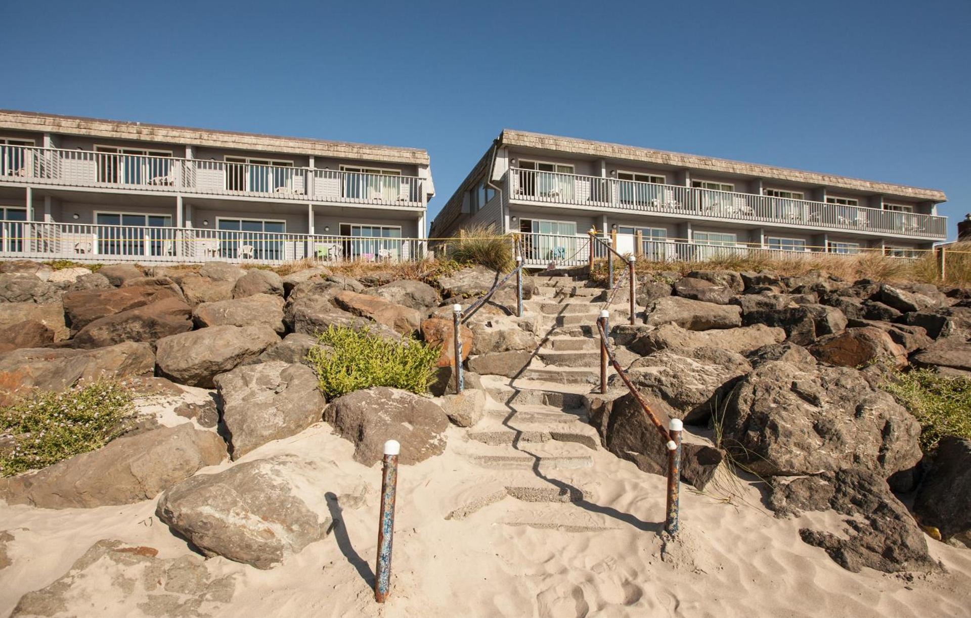 Surfside Resort photo 39