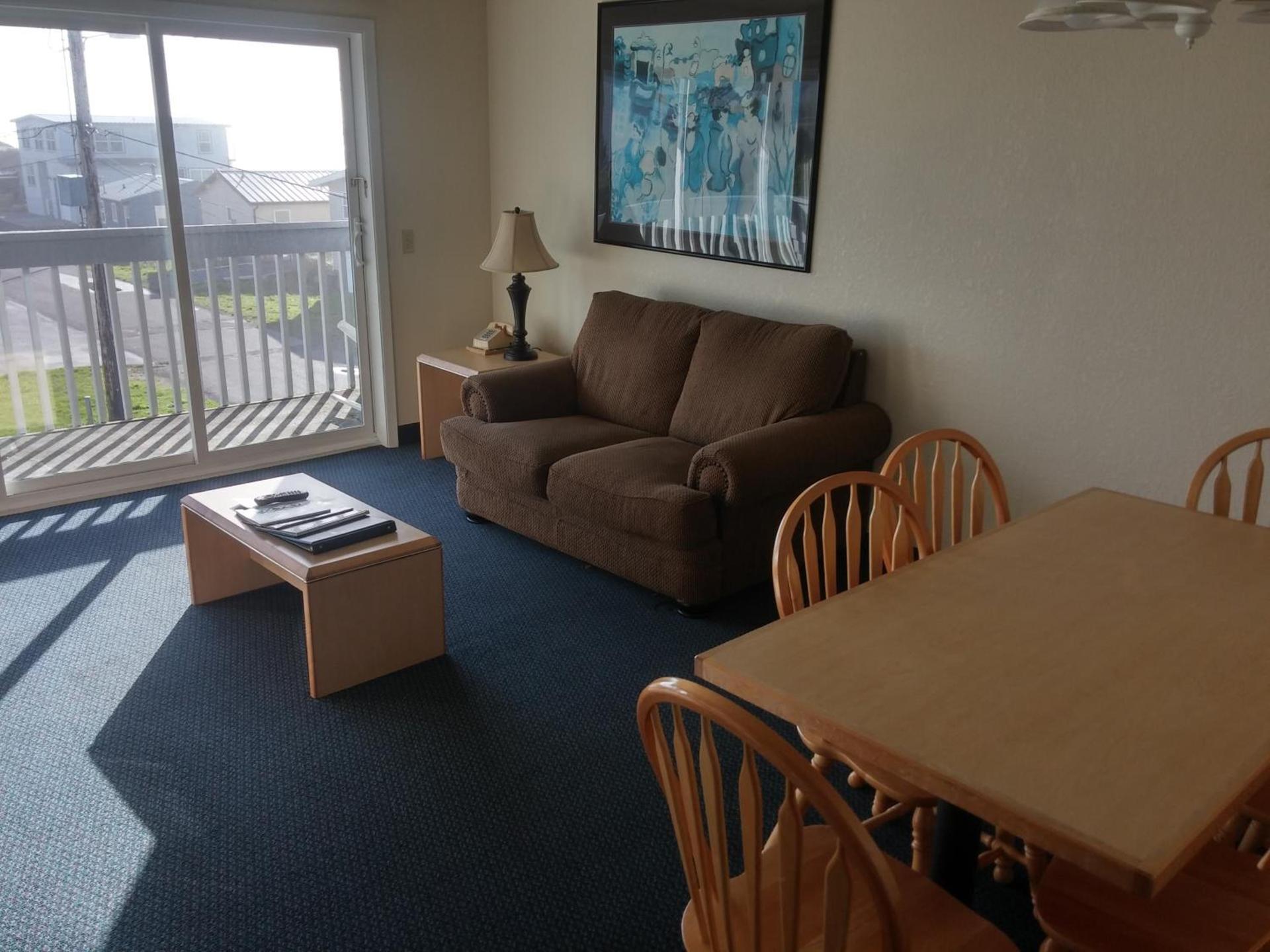 Surfside Resort photo 30