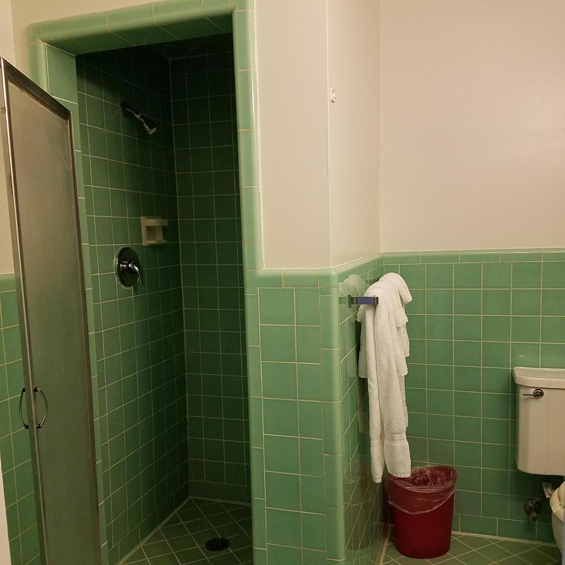 Greenwell Motel photo 16