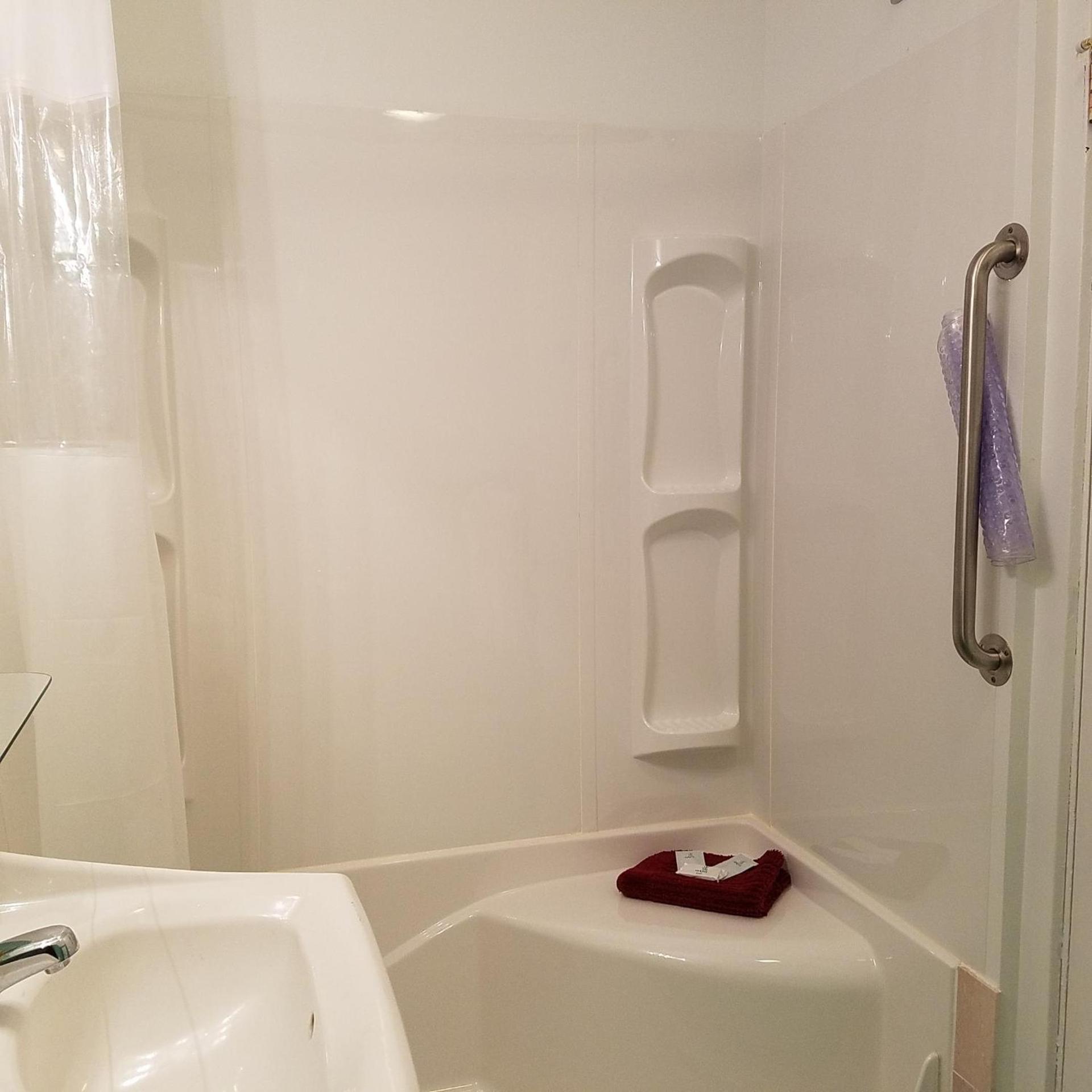 Greenwell Motel photo 9
