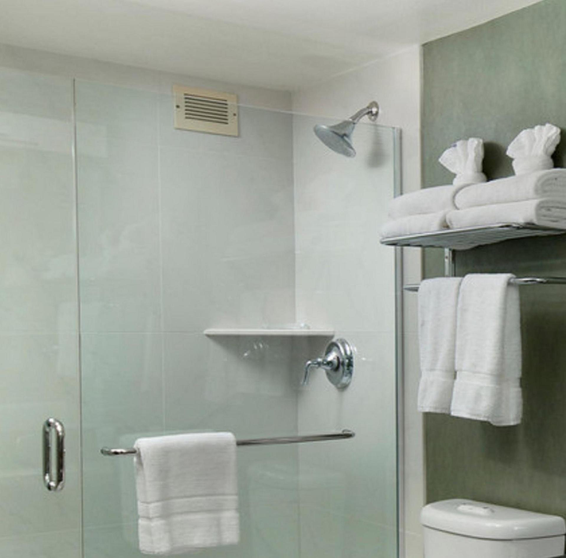 Maple Tree Inn photo 40
