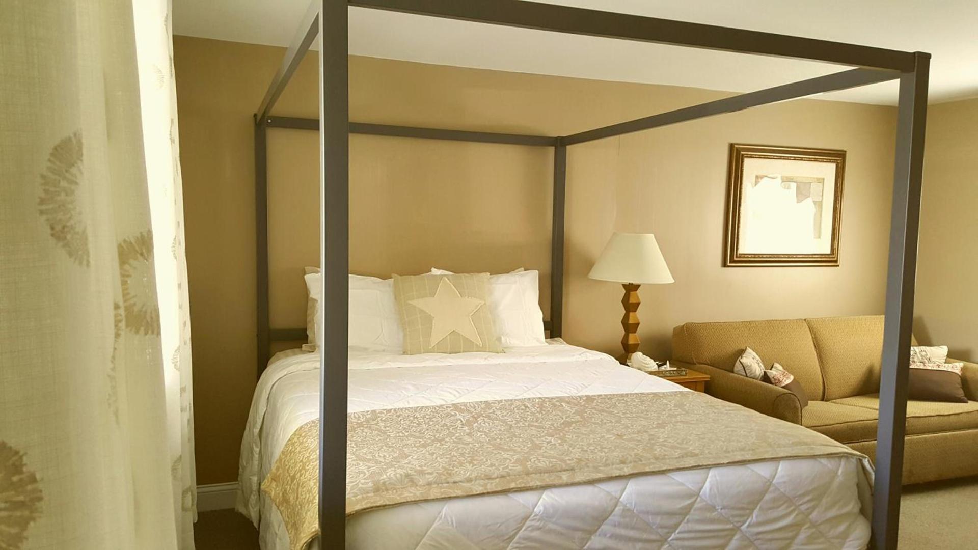 Starlight Lodge Cape Cod photo 27