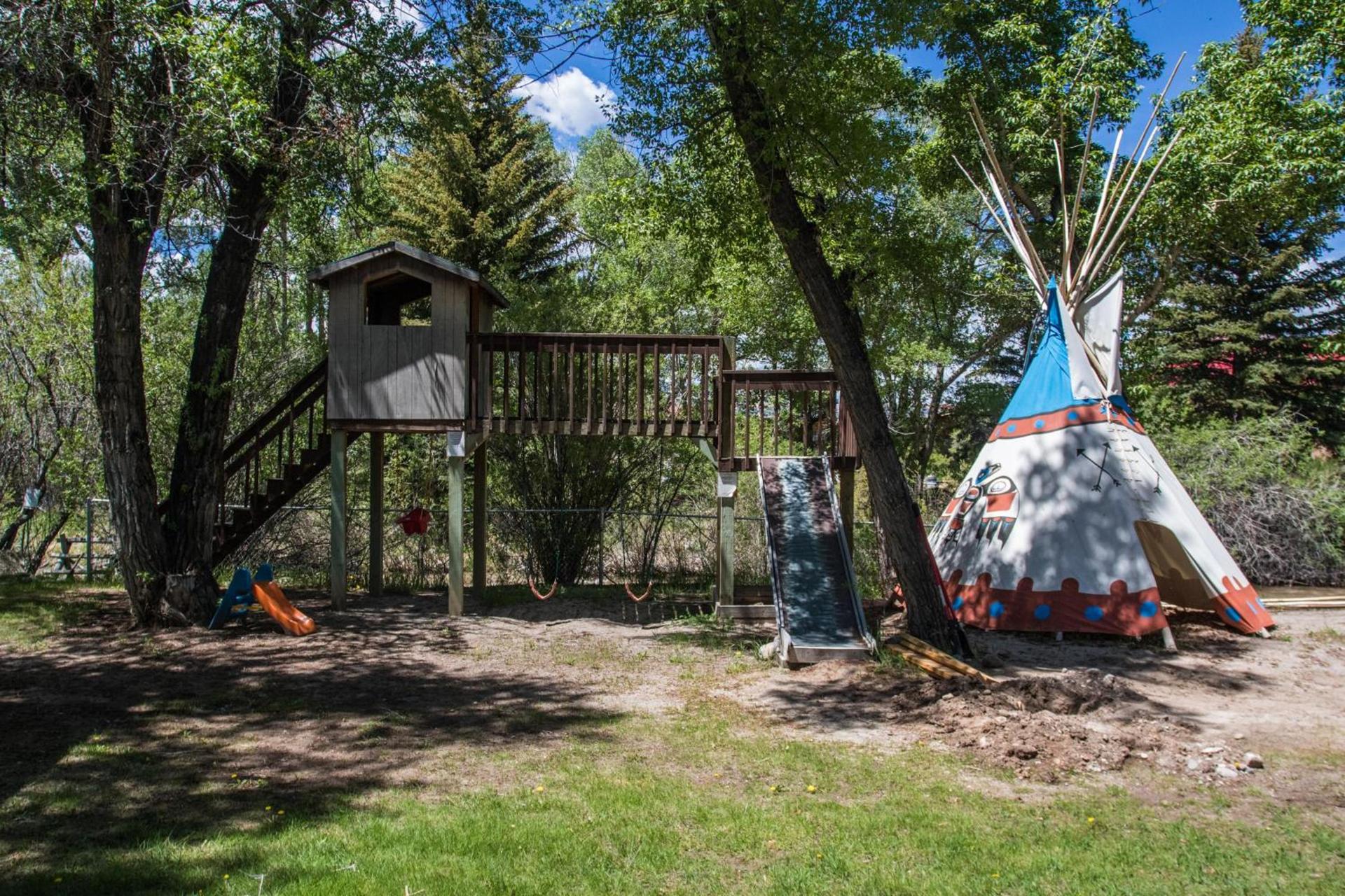 Stagecoach Inn & Suites photo 61