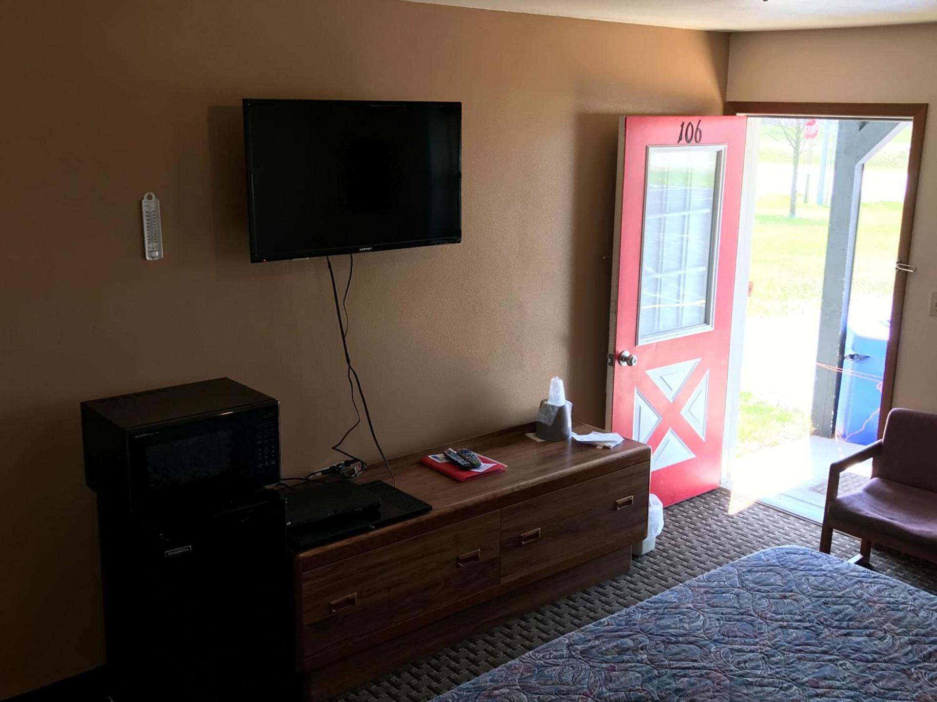 Exxon Quik Stop & Motel photo 15