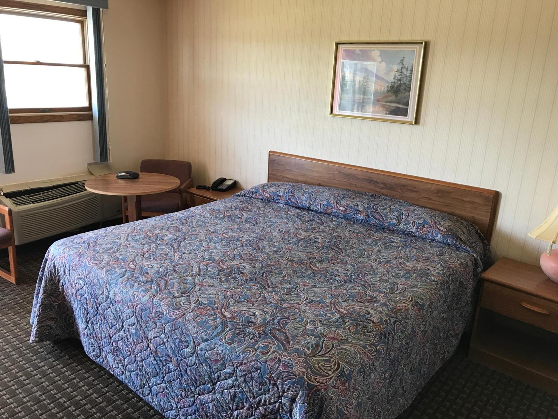 Exxon Quik Stop & Motel photo 17
