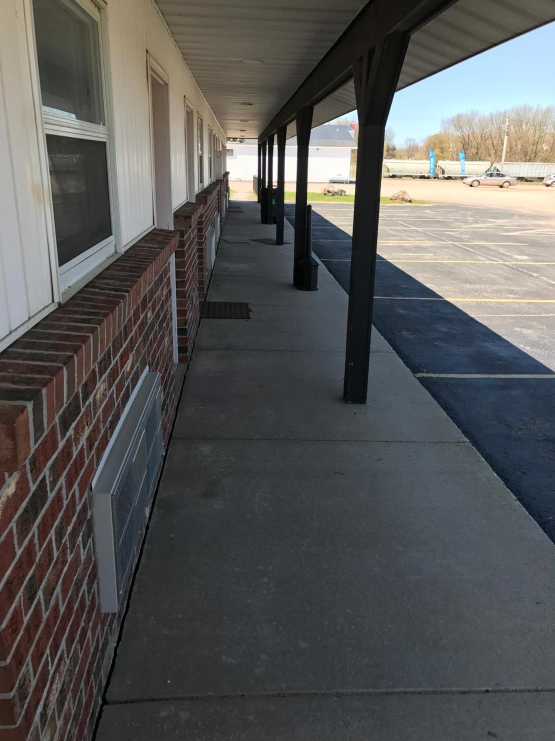 Exxon Quik Stop & Motel photo 20