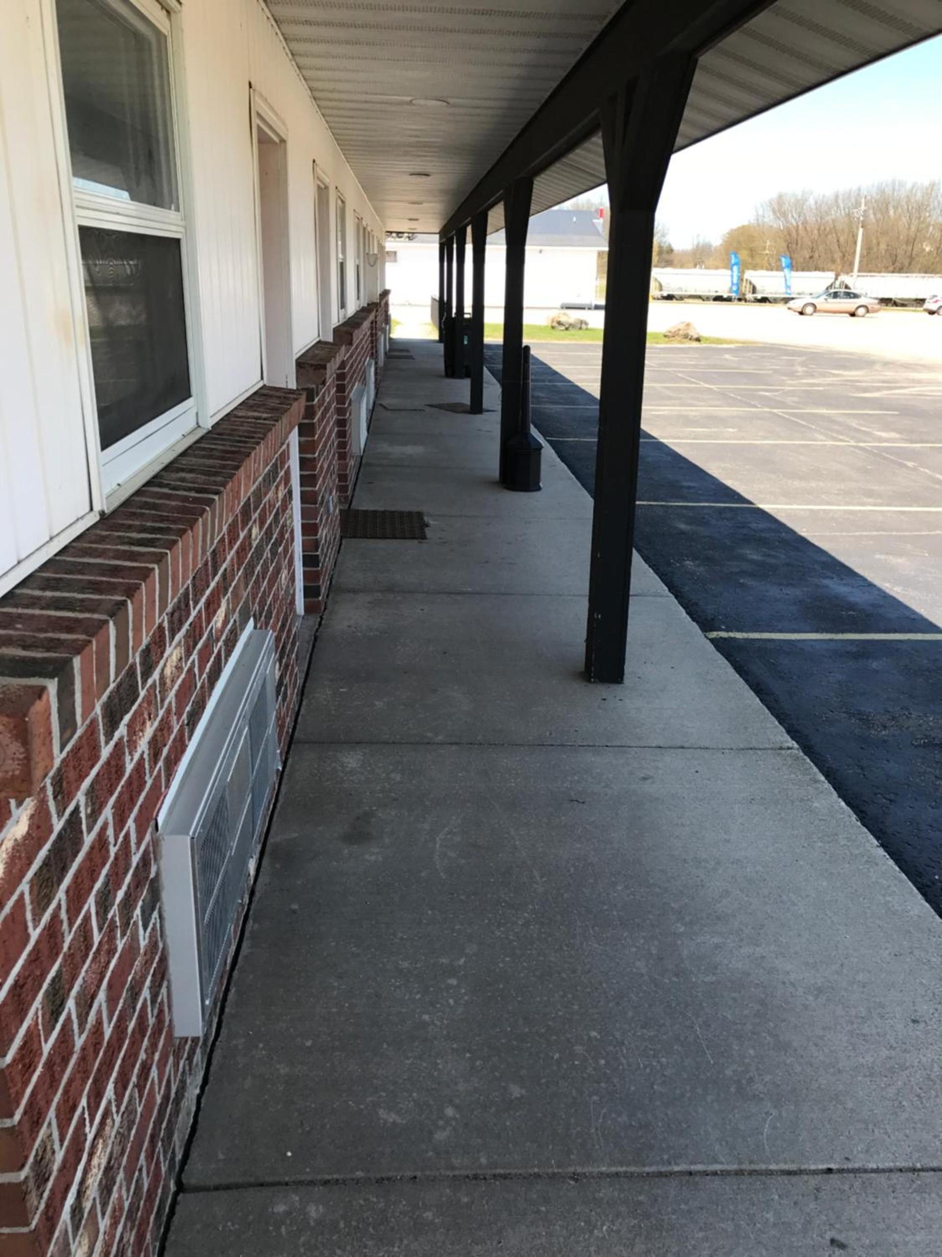 Exxon Quik Stop & Motel photo 25