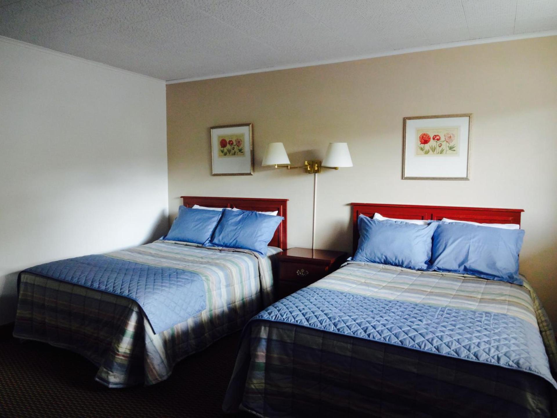 Gorham Motor Inn photo 16