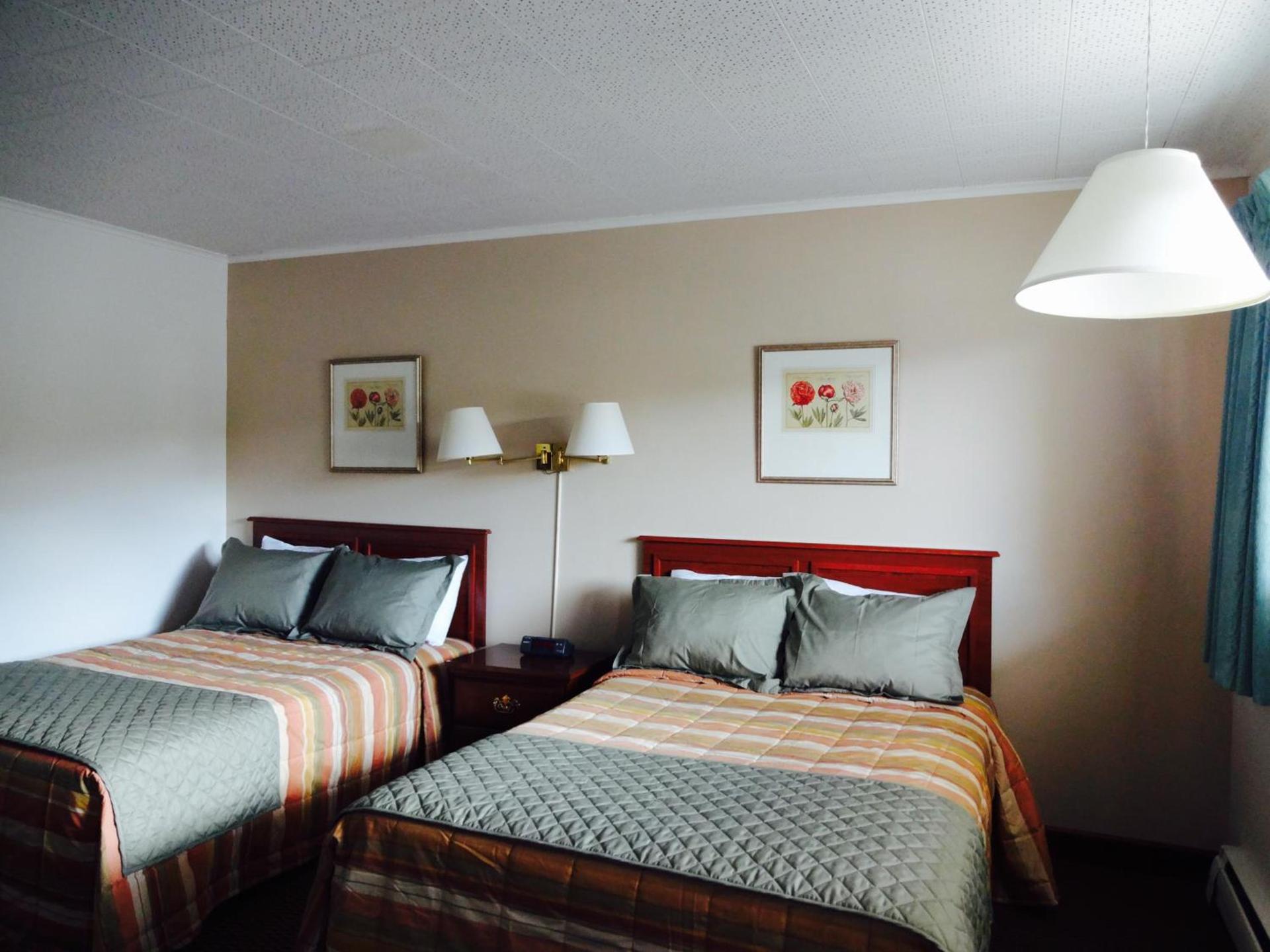 Gorham Motor Inn photo 17