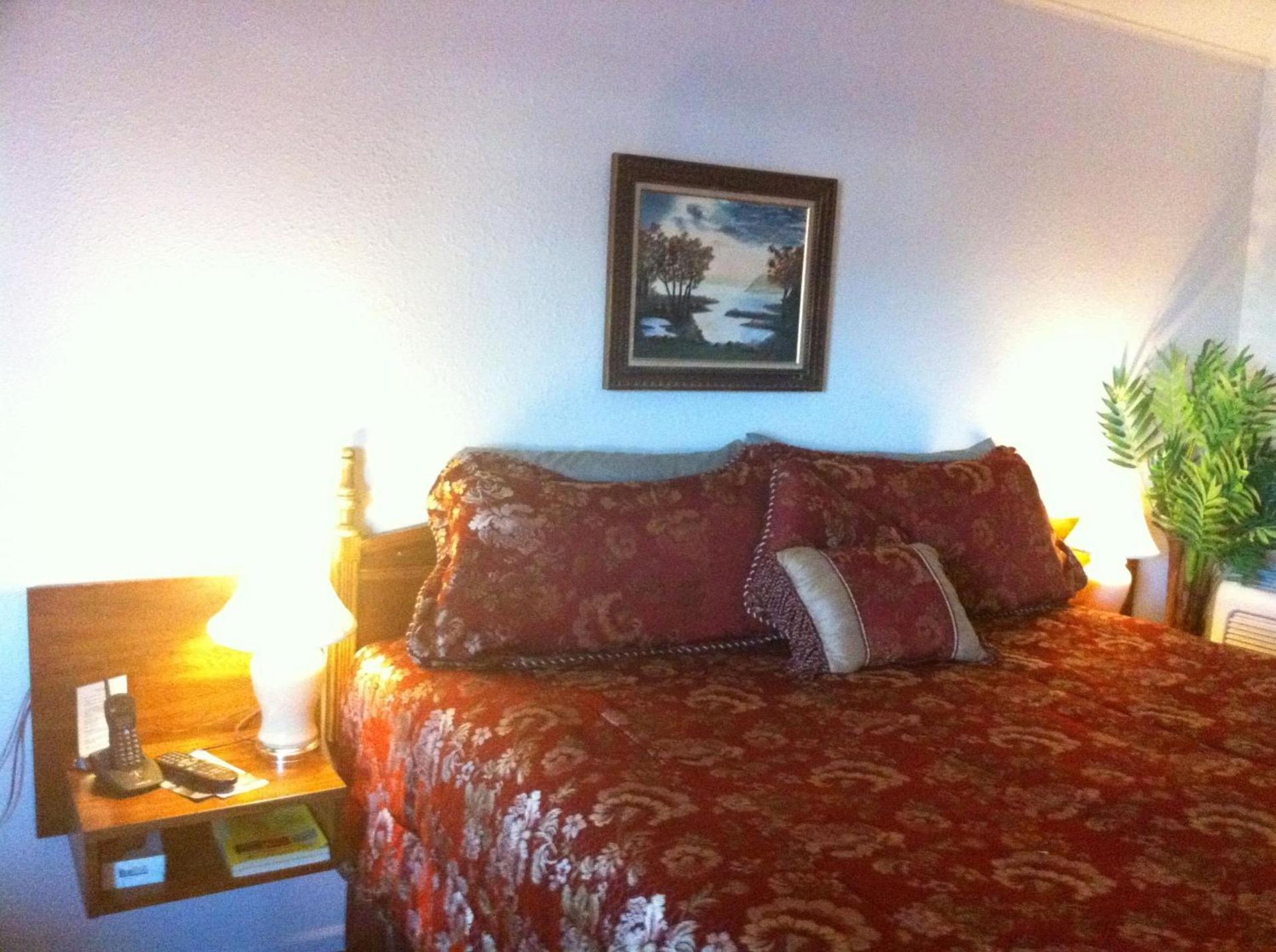 Rustic Motel Rolla photo 14