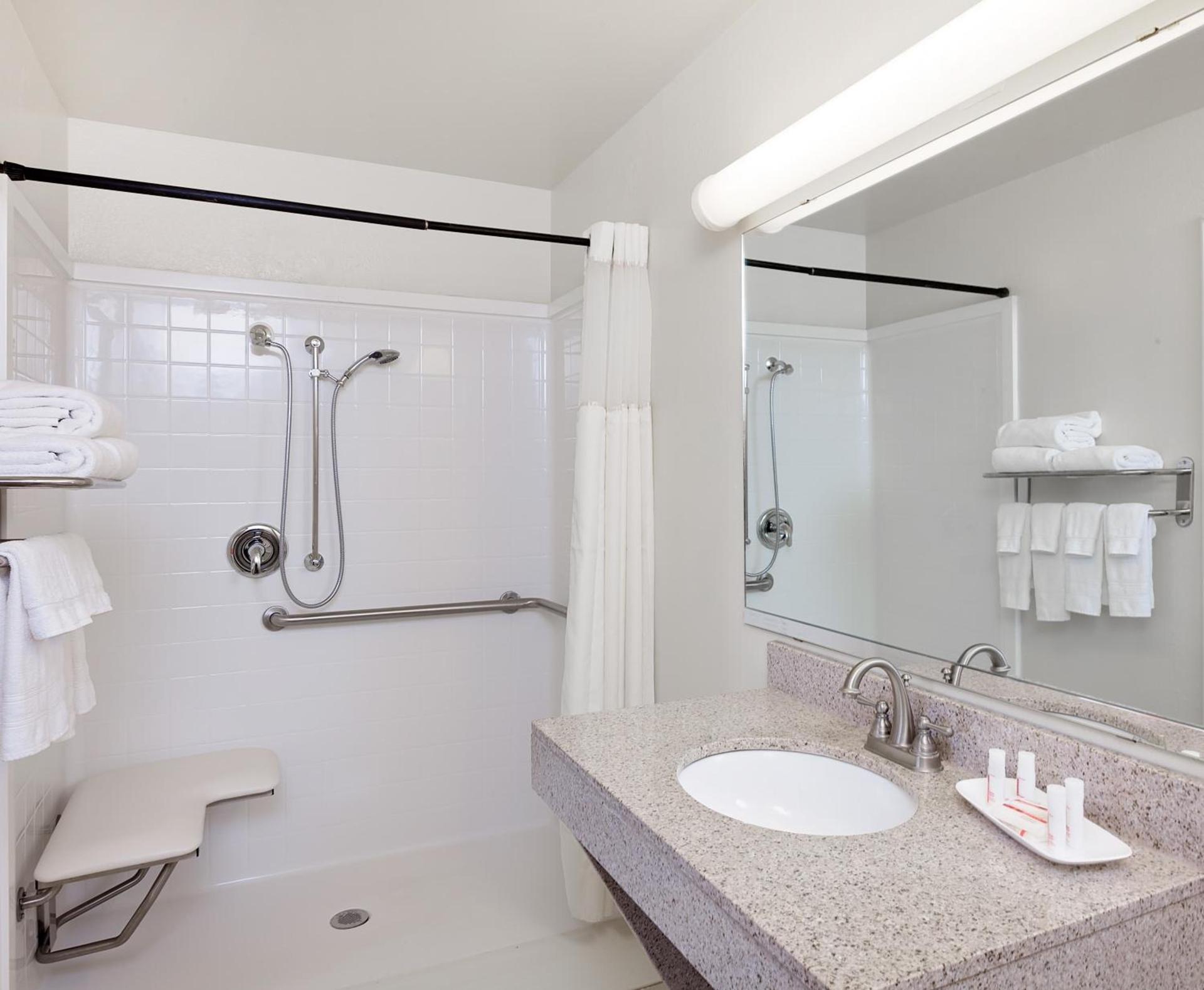 Days Inn by Wyndham San Angelo photo 21