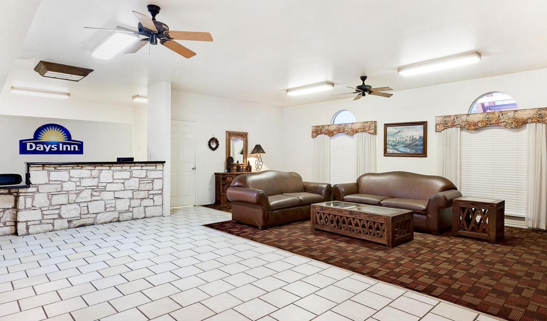 Days Inn by Wyndham San Angelo photo 7