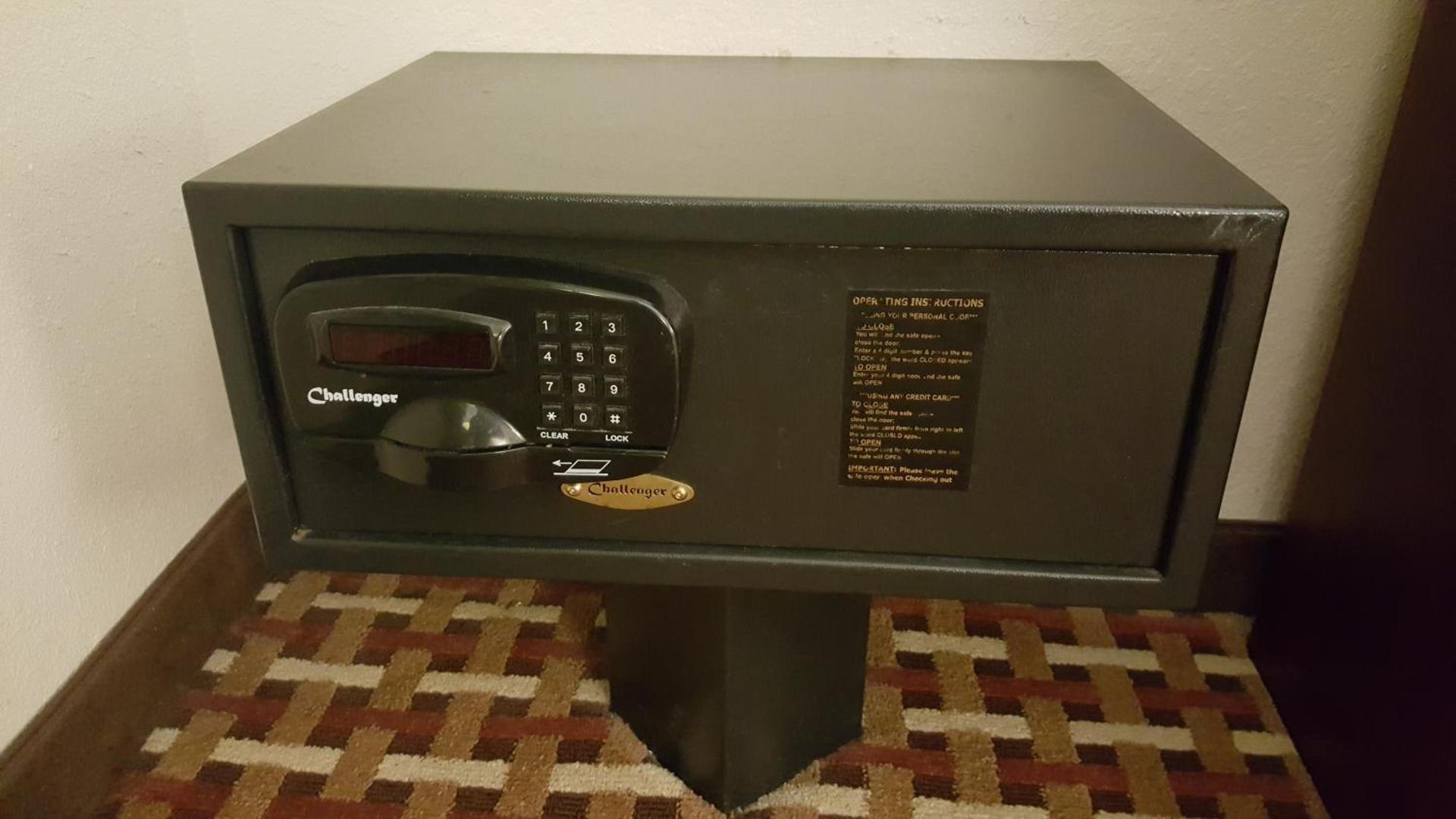 Super 8 by Wyndham Harlingen TX photo 29