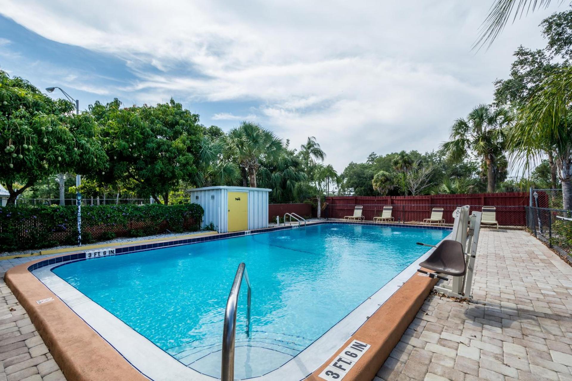 SureStay Hotel by Best Western Sarasota Lido Beach photo 30