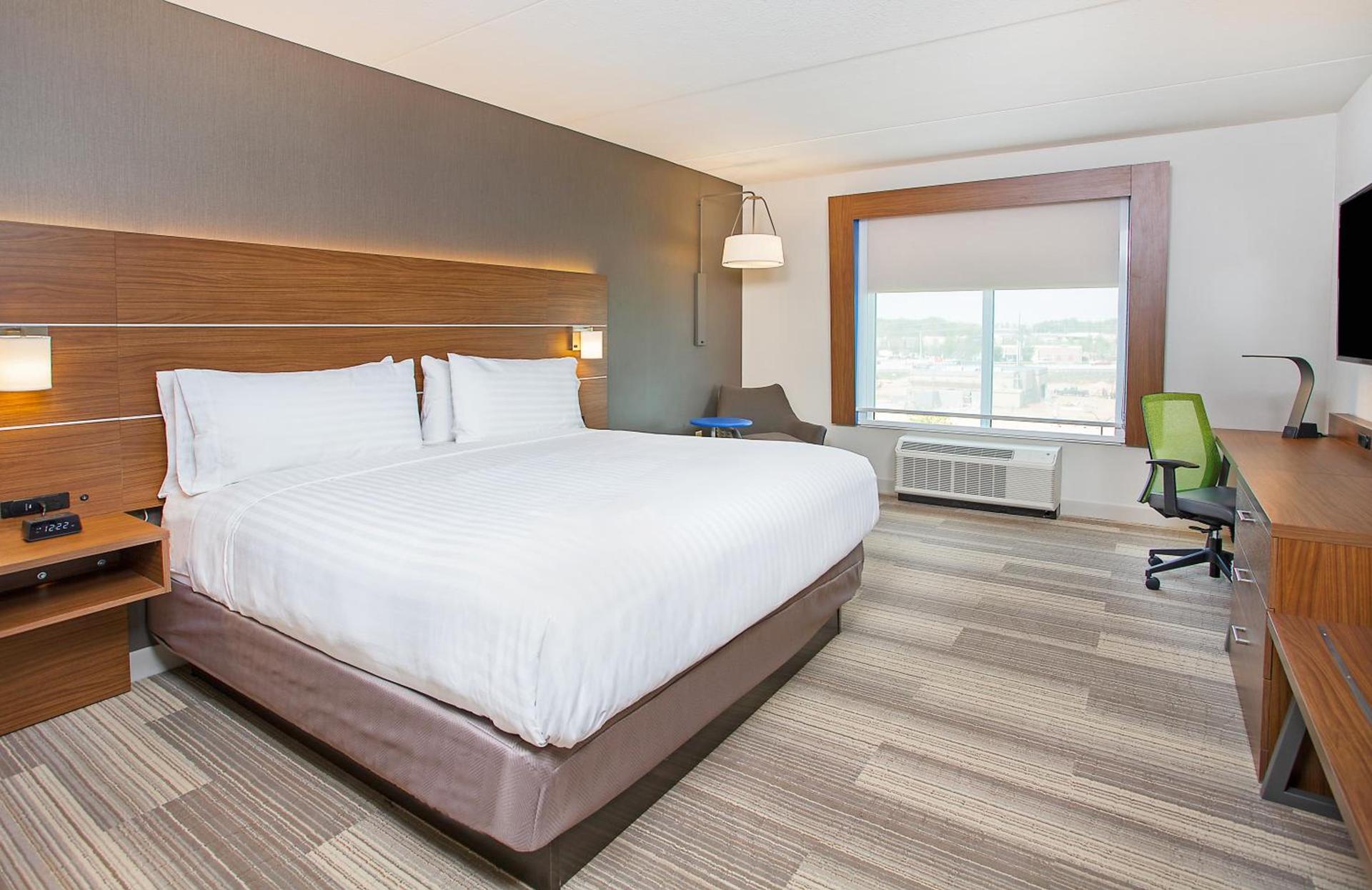 Holiday Inn Express & Suites Covington by IHG photo 4