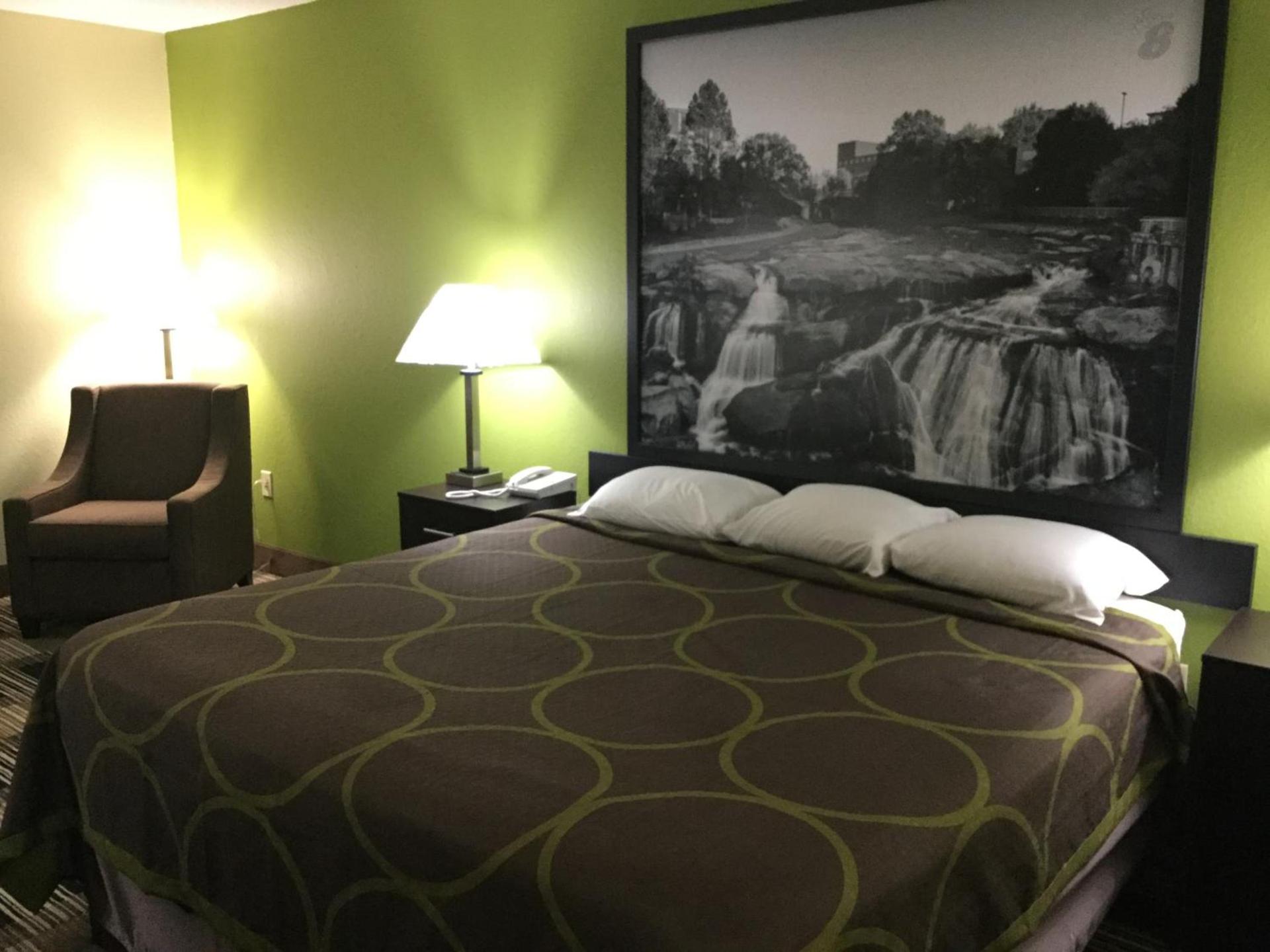 Super 8 by Wyndham Greer/Spartanburg Area photo 17