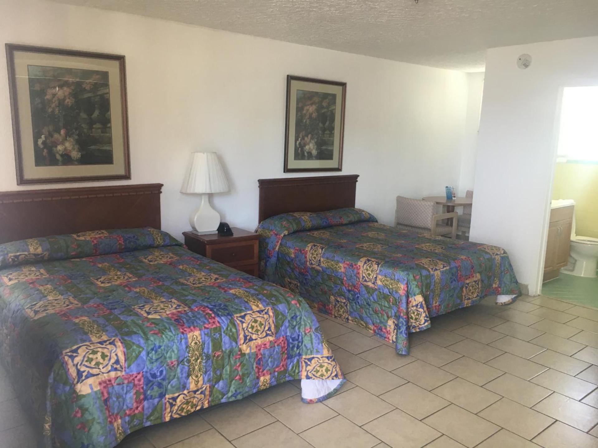 Skylark Resort Motel photo 5