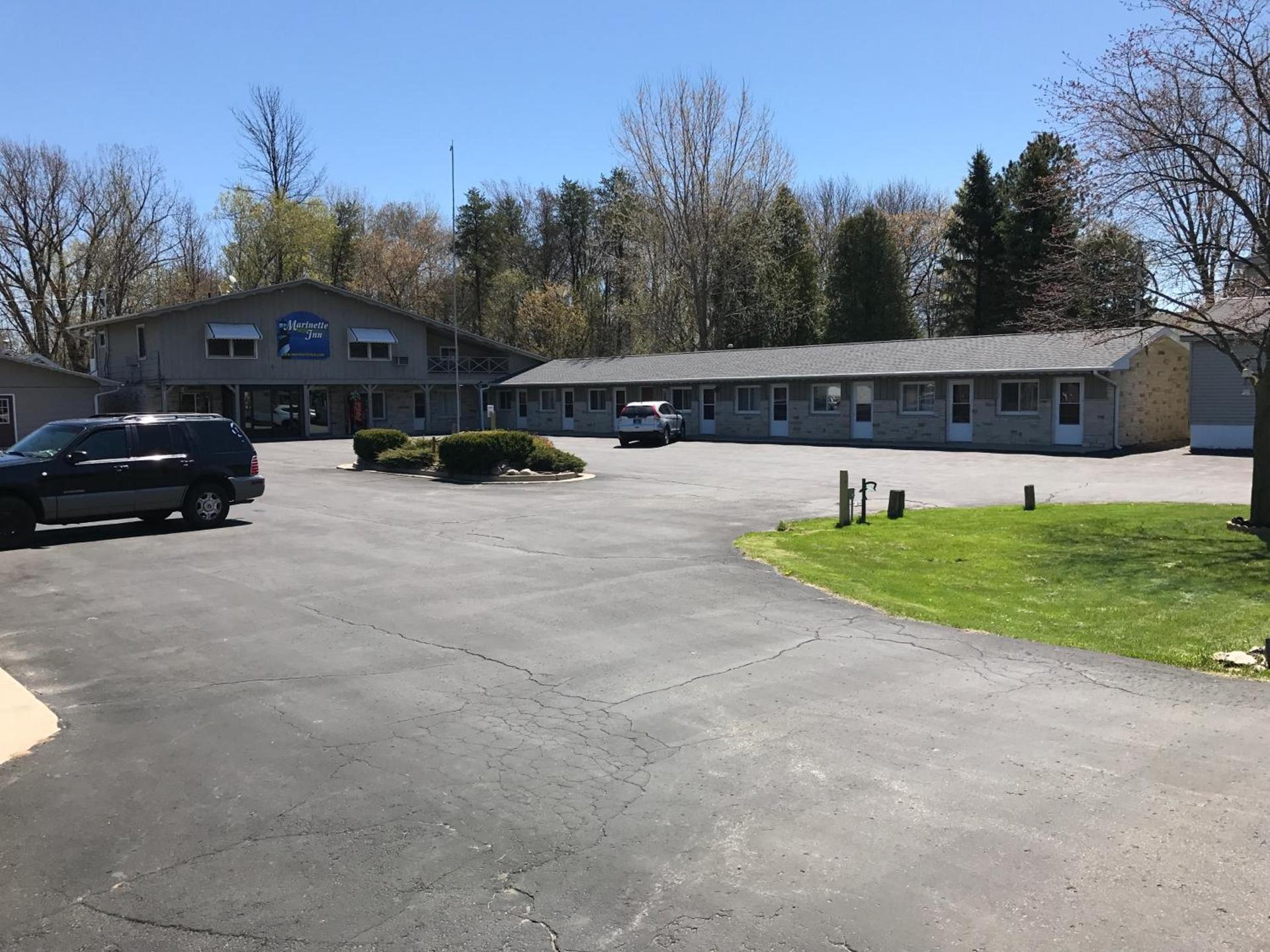Marinette Inn photo 6