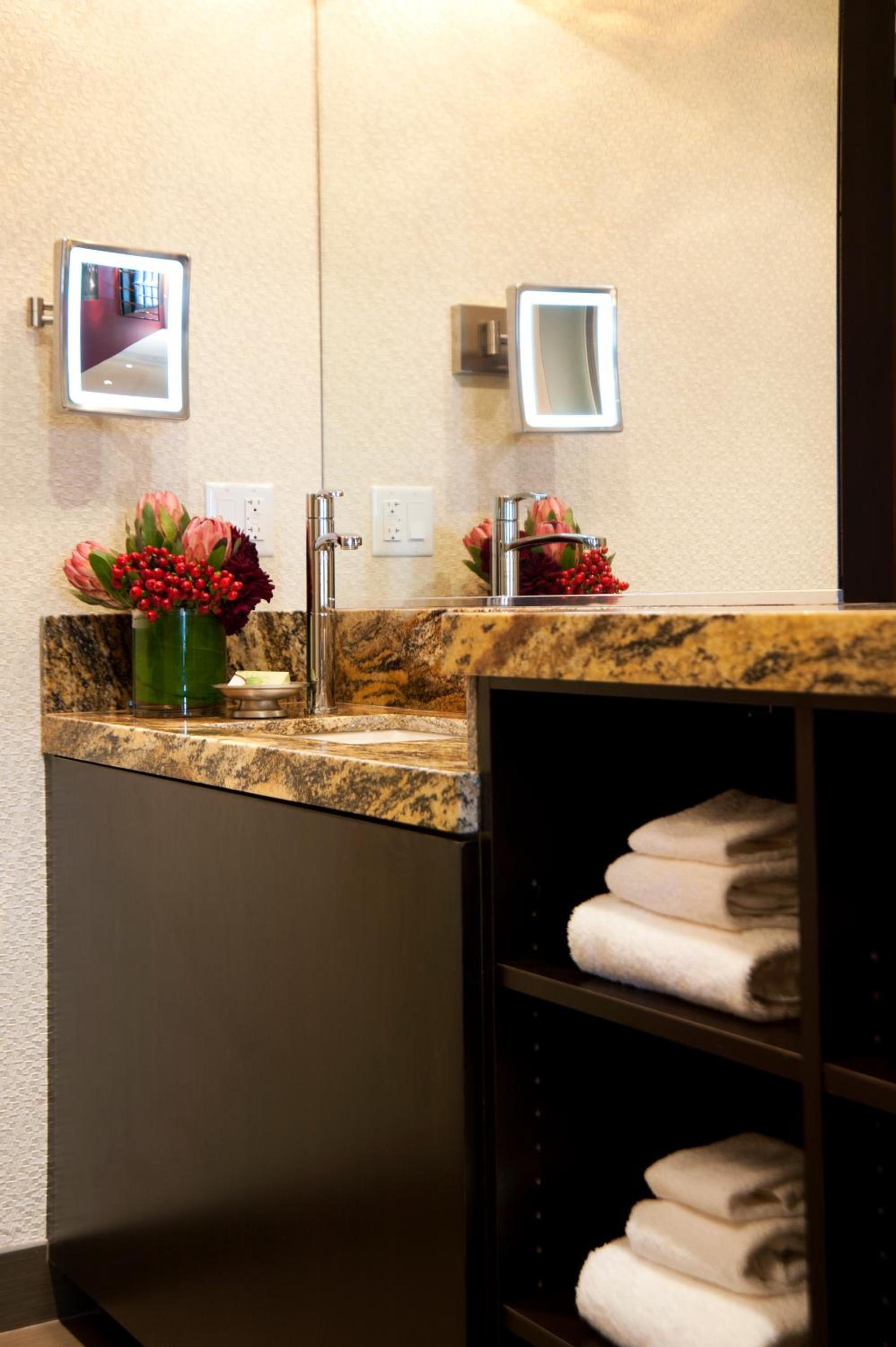 Golden Gate Casino Hotel photo 27