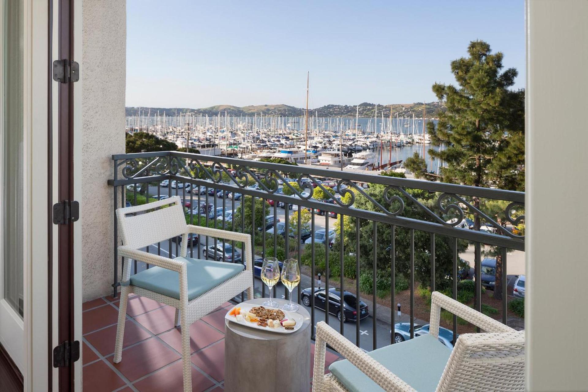 Casa Madrona Hotel and Spa photo 12