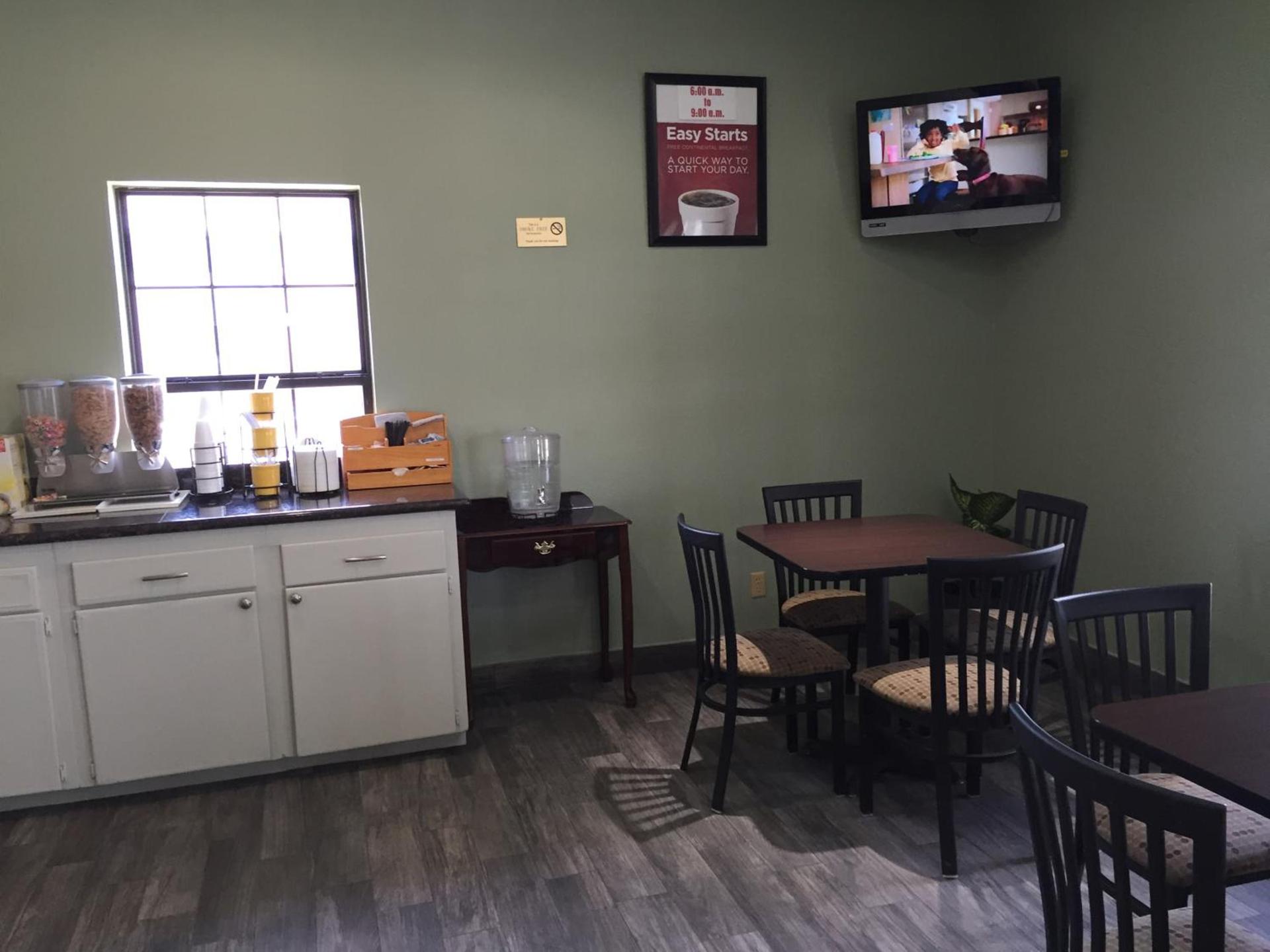 Americas Best Value Inn-Norman photo 17