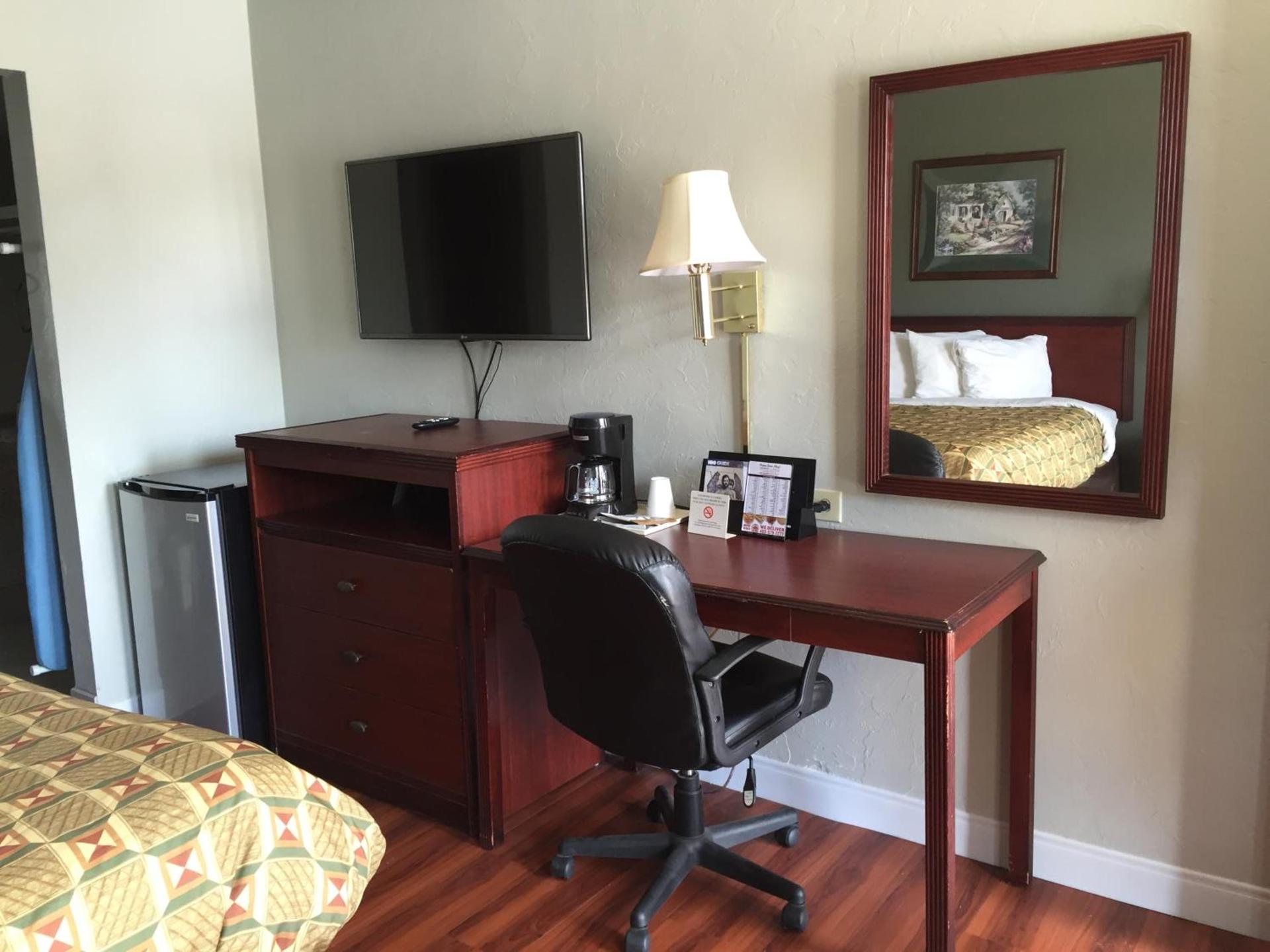 Americas Best Value Inn-Norman photo 28