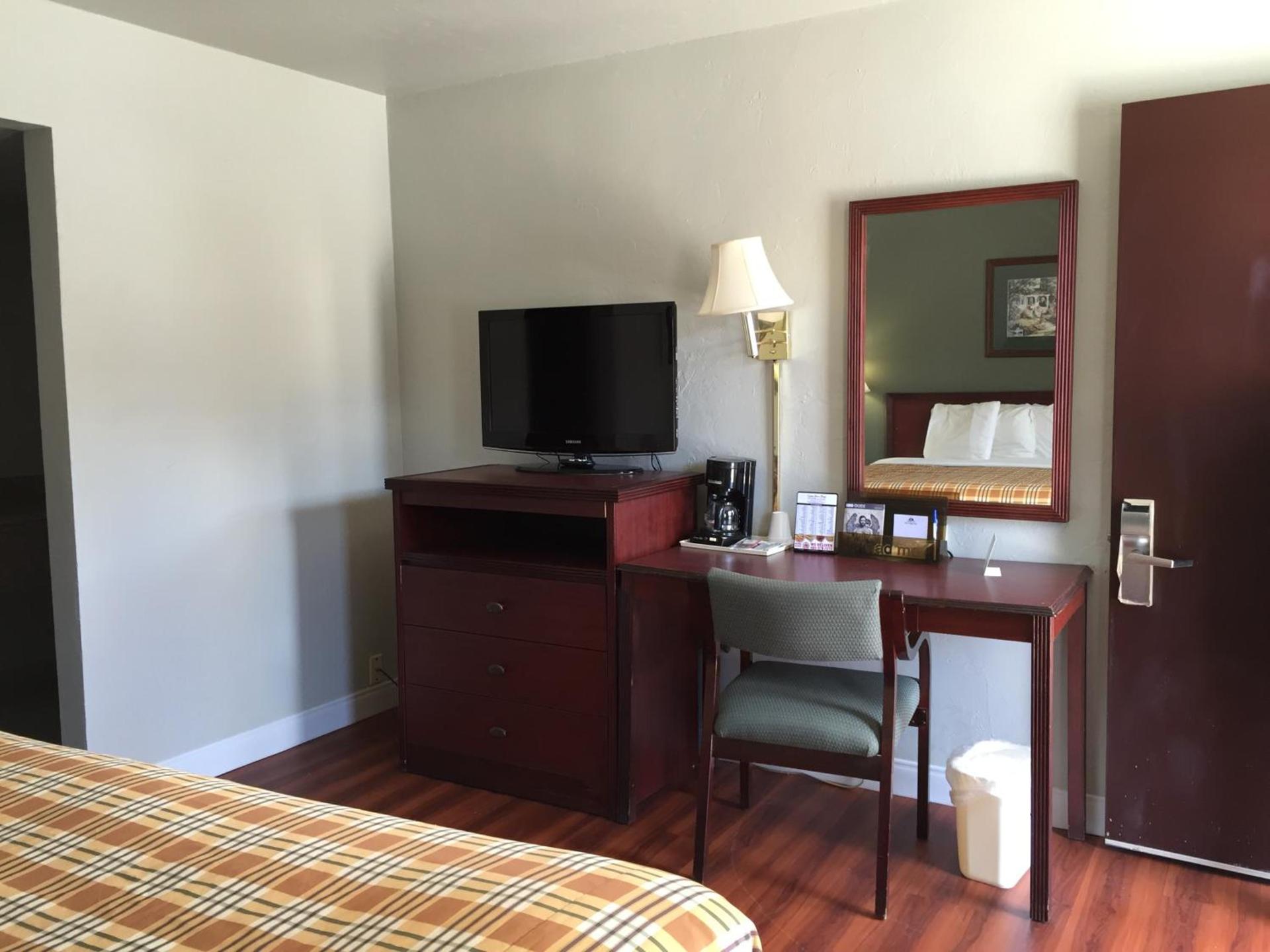 Americas Best Value Inn-Norman photo 30
