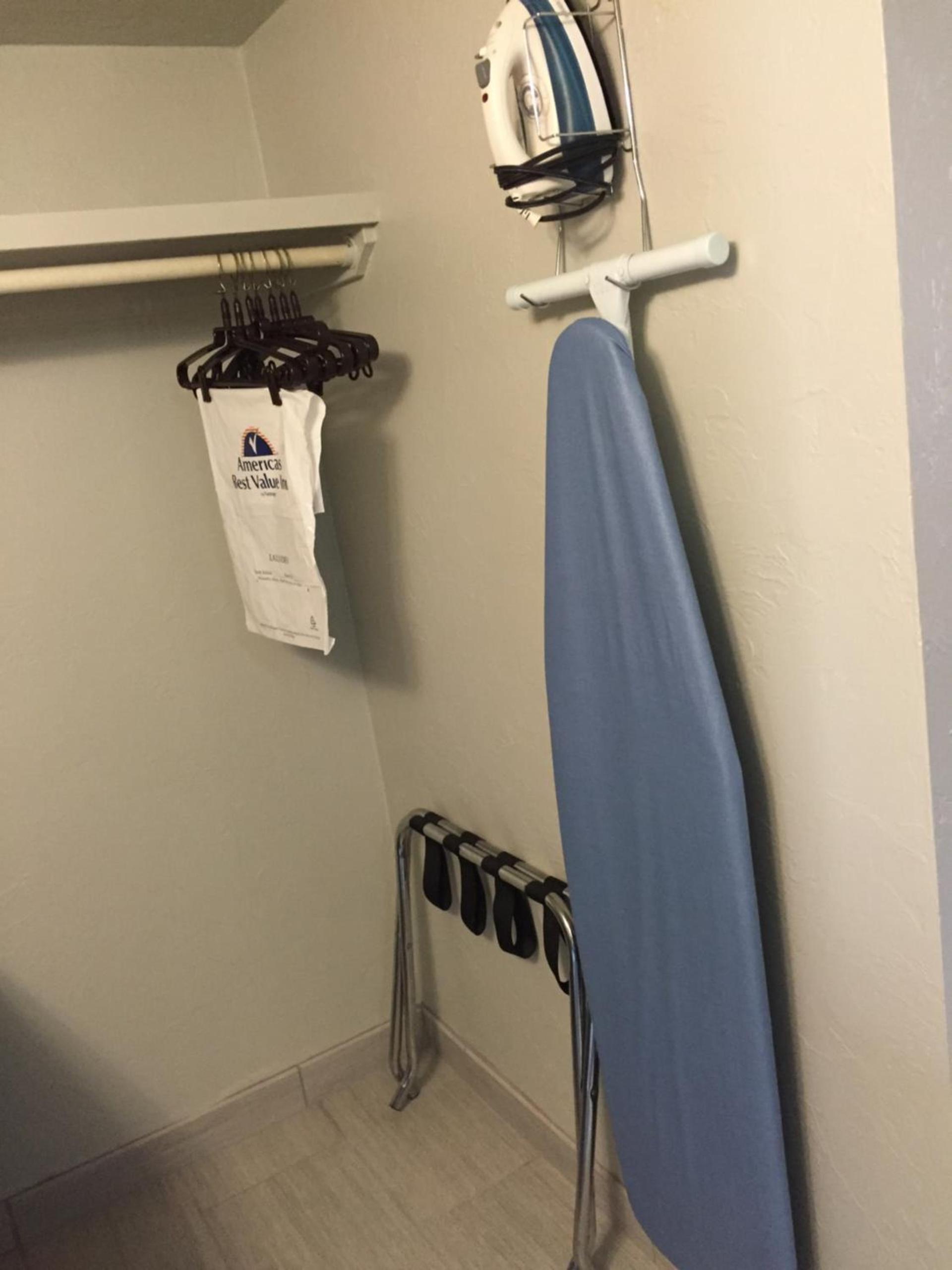 Americas Best Value Inn-Norman photo 20