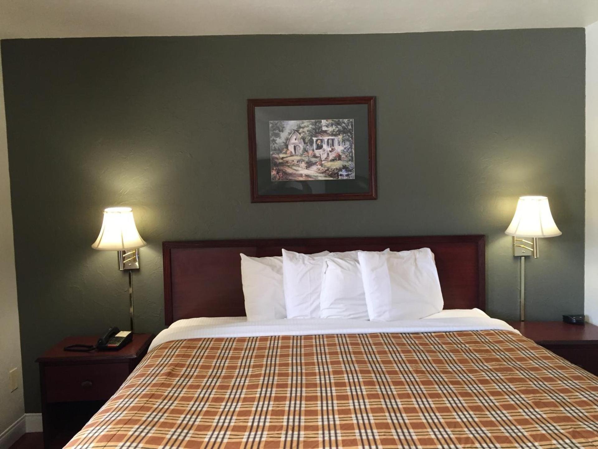 Americas Best Value Inn-Norman photo 9