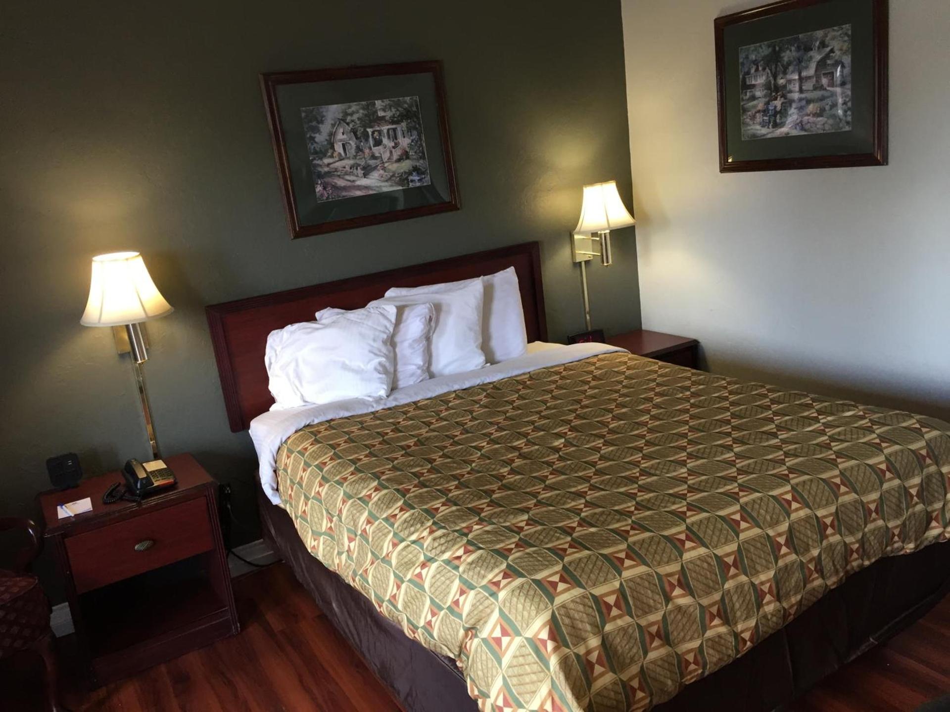 Americas Best Value Inn-Norman photo 8