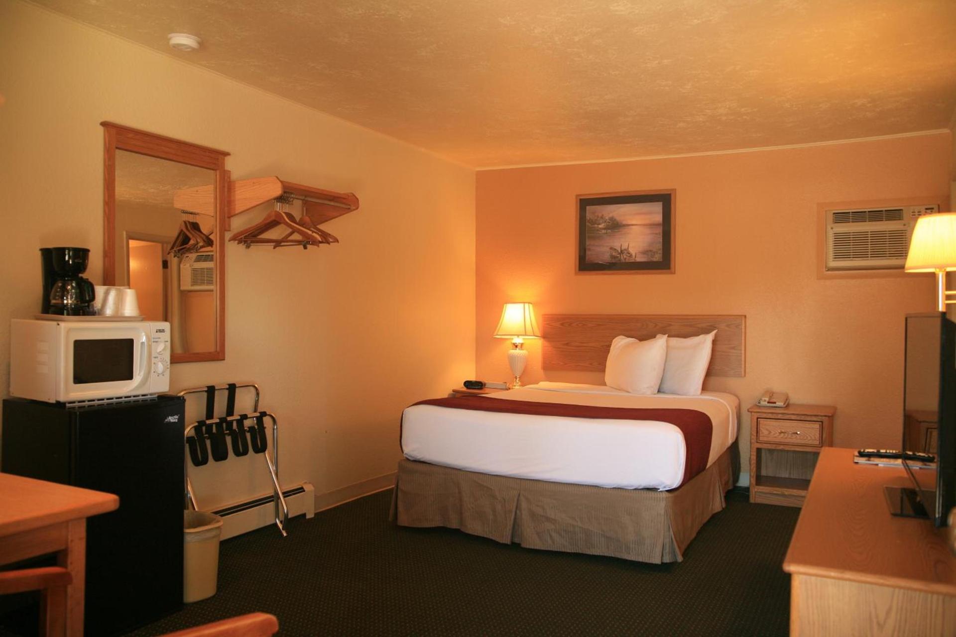 Econo Lodge Inn & Suites Montrose - Black Canyon Area photo 14