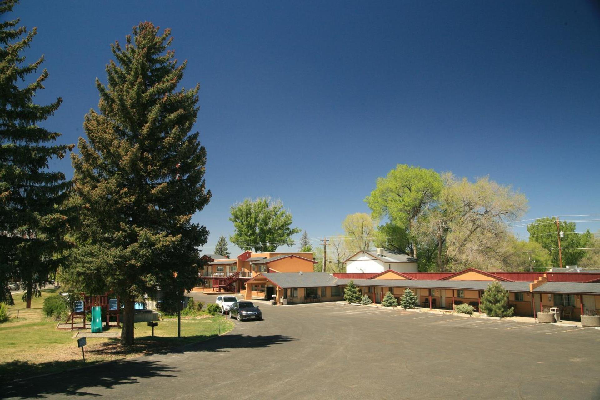 Econo Lodge Inn & Suites Montrose - Black Canyon Area photo 10