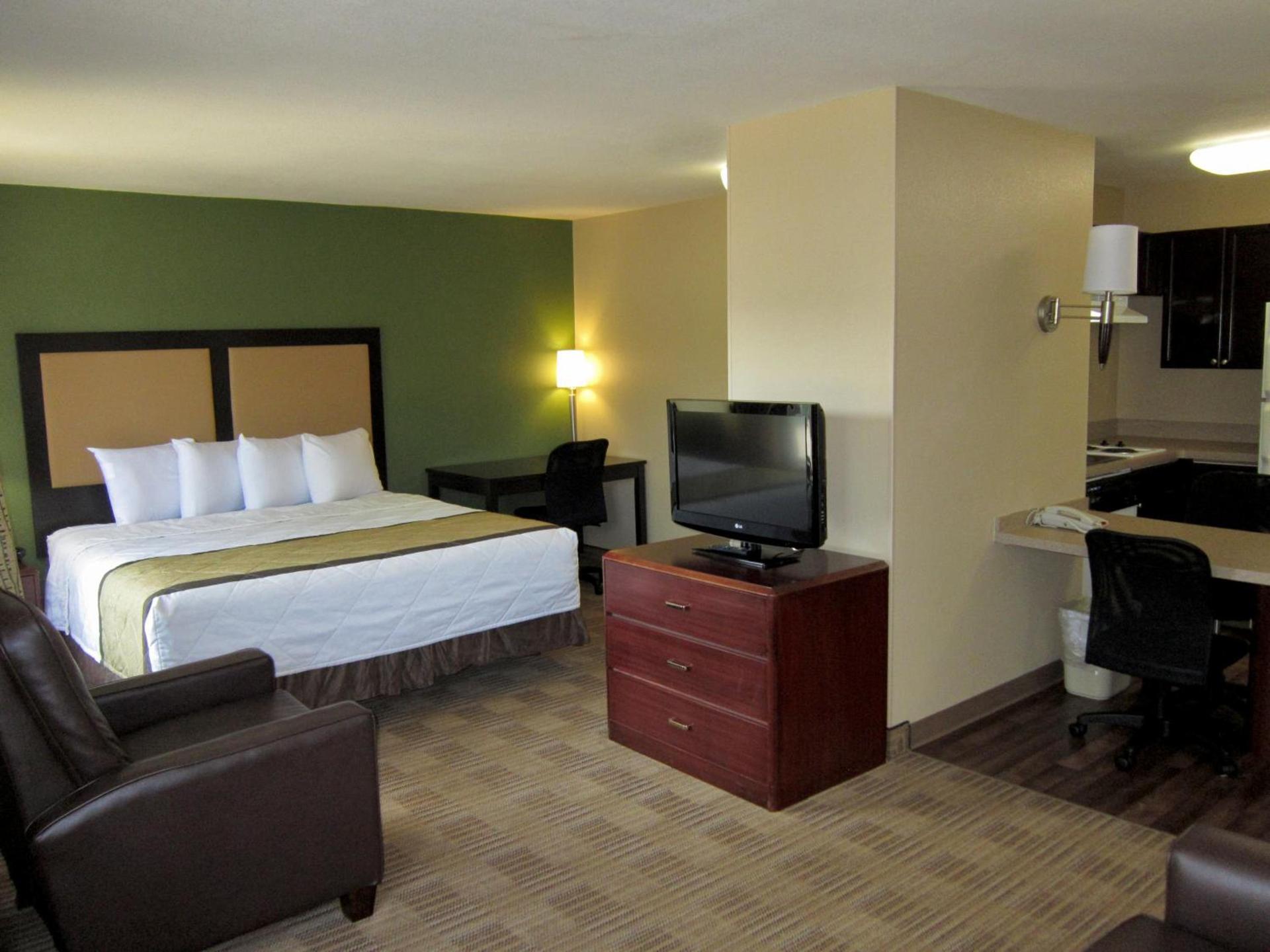 Extended Stay America Suites - Phoenix - Chandler - E Chandler Blvd photo 55