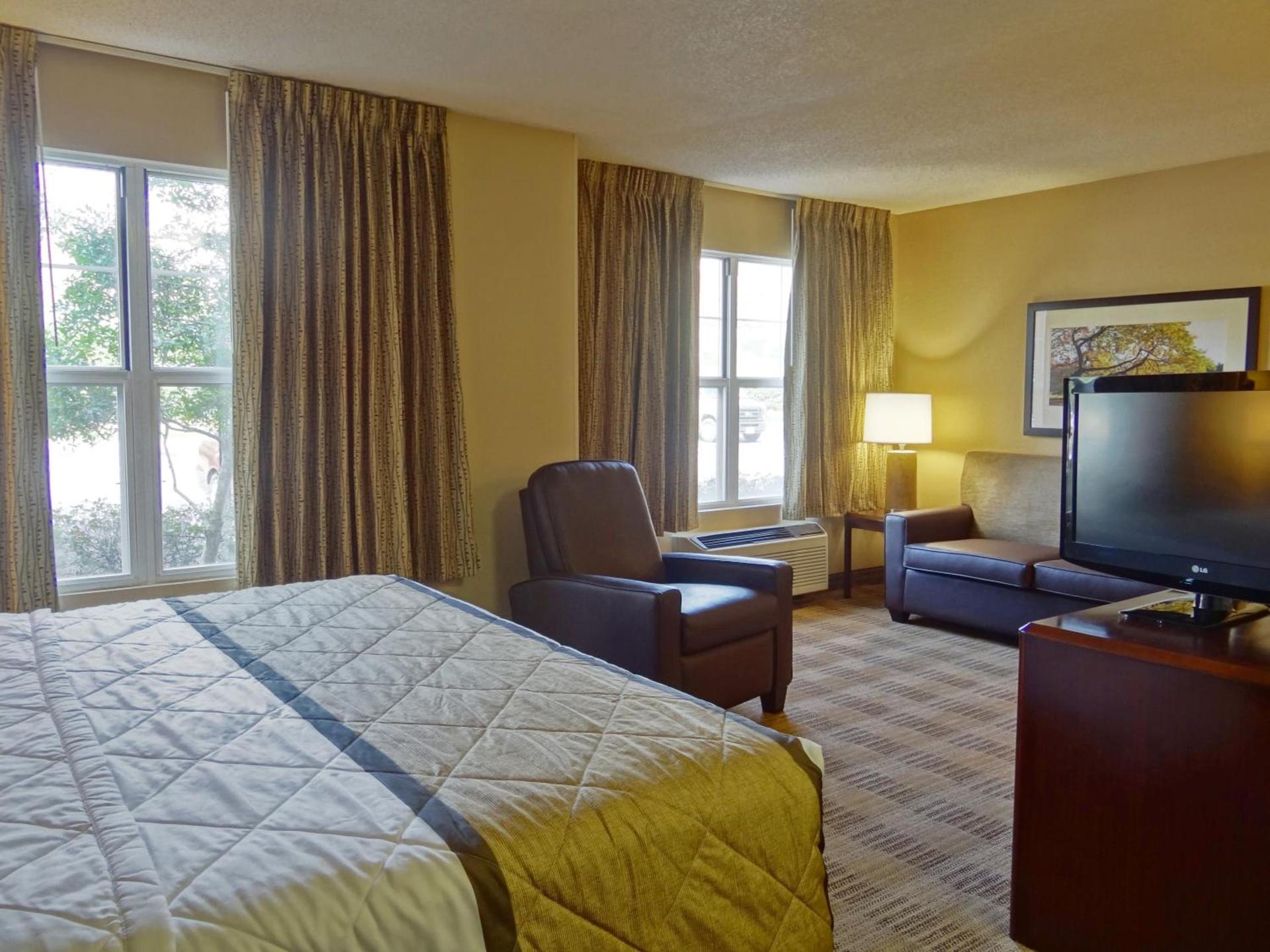 Extended Stay America Suites - Phoenix - Chandler - E Chandler Blvd photo 44