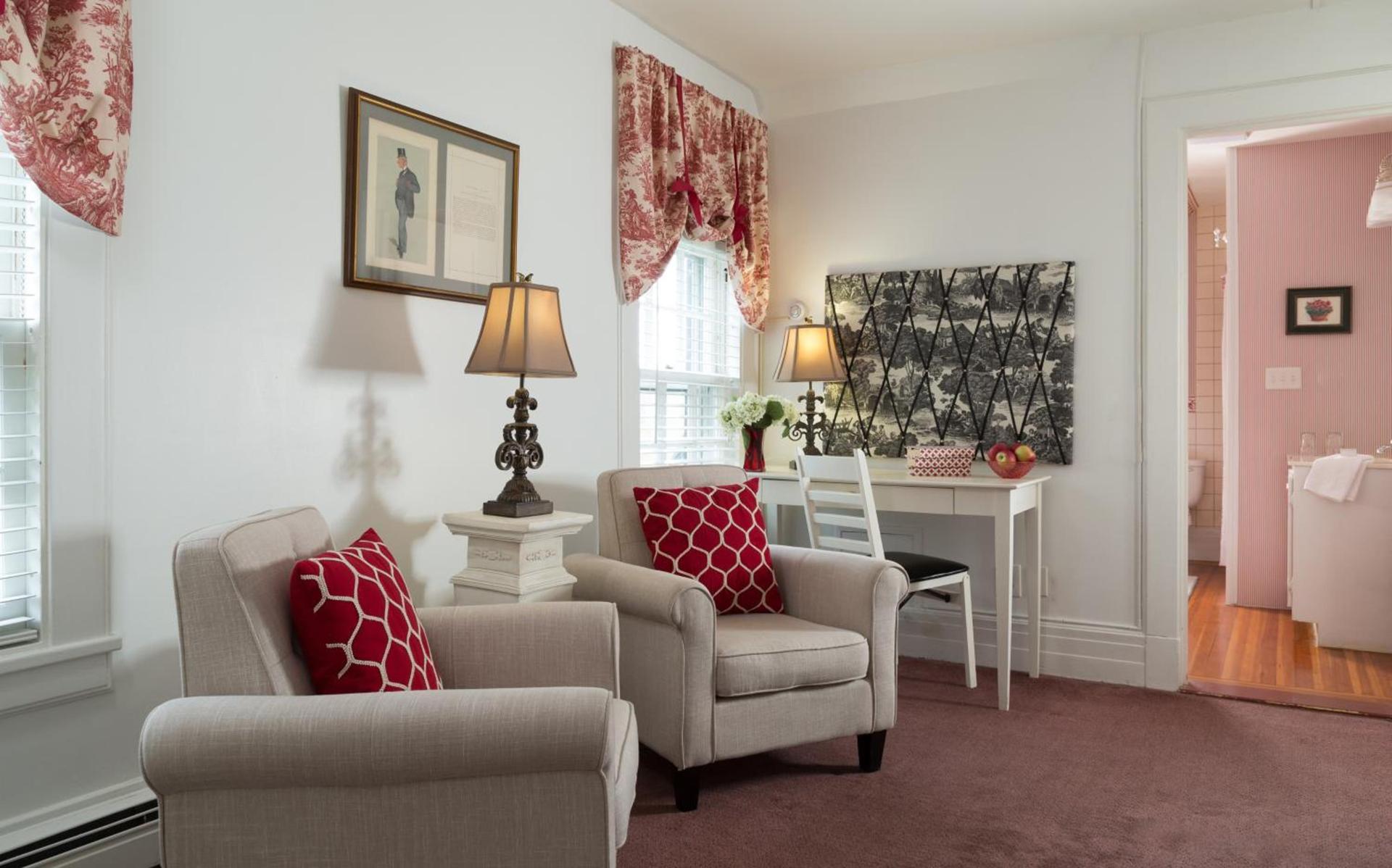 Four Chimneys Inn photo 18