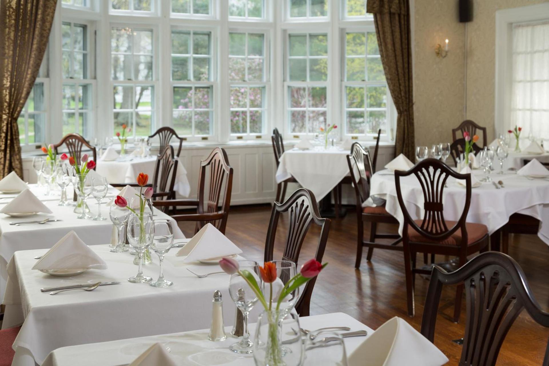 Four Chimneys Inn photo 10