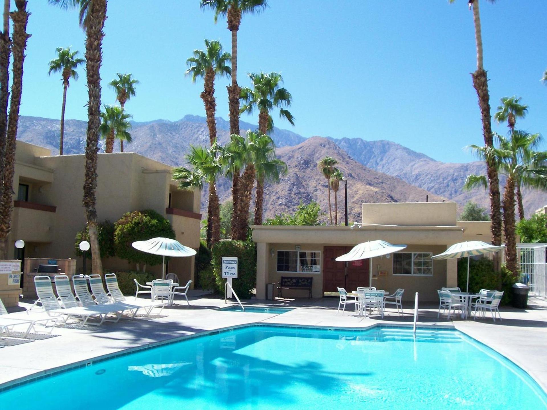 Desert Vacation Villas photo 4