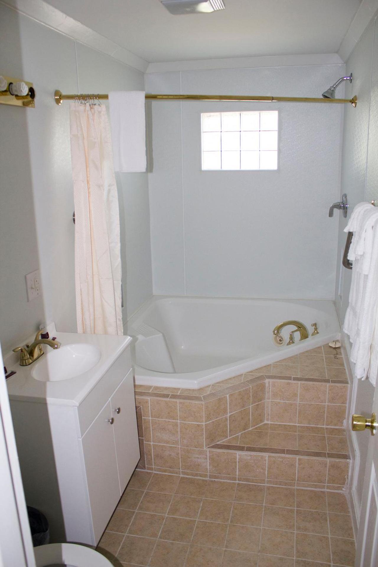Budget Inn photo 5