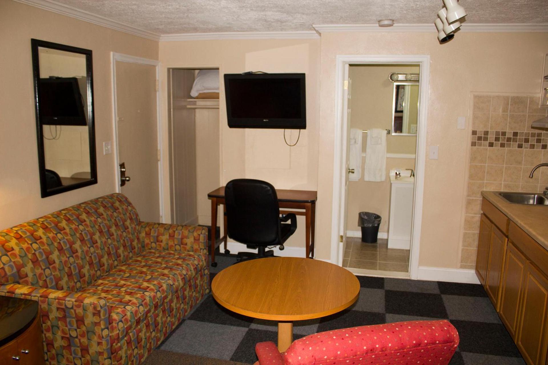 Budget Inn photo 7
