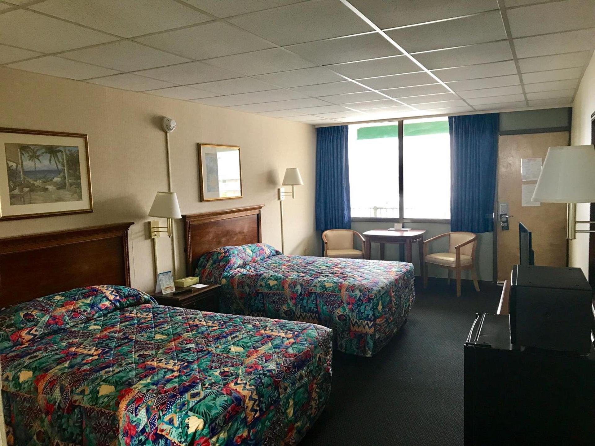 Tides Inn photo 5