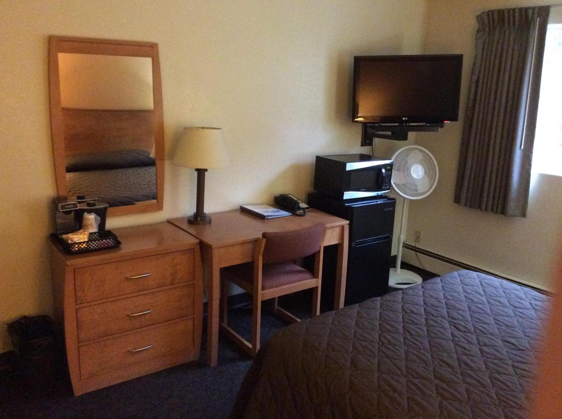 Shelikof Lodge photo 32