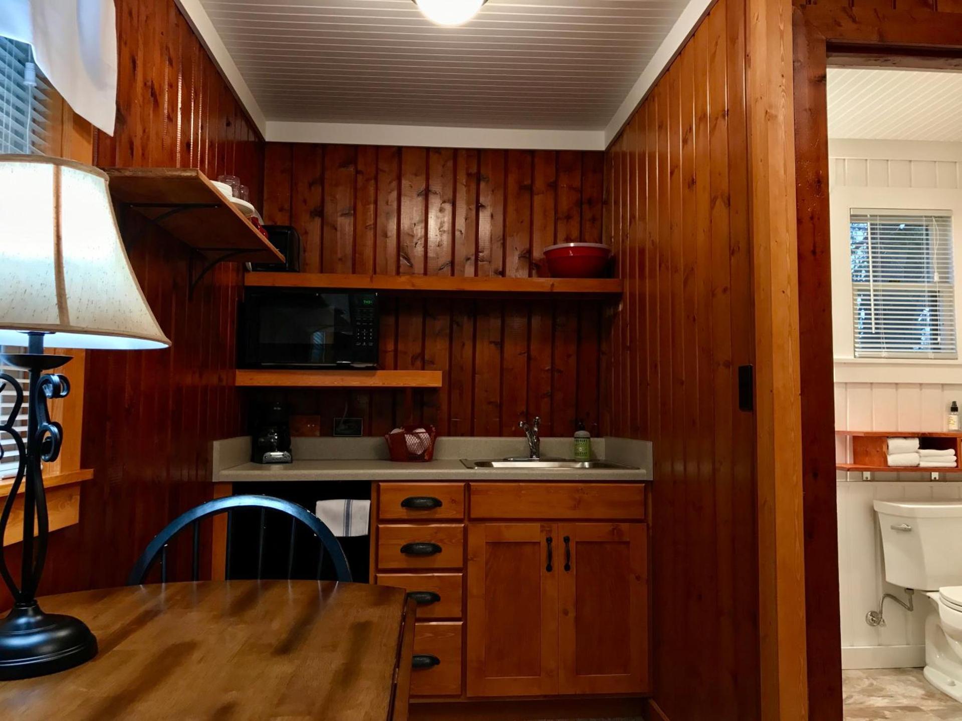 Cedar Ridge Cabins photo 42