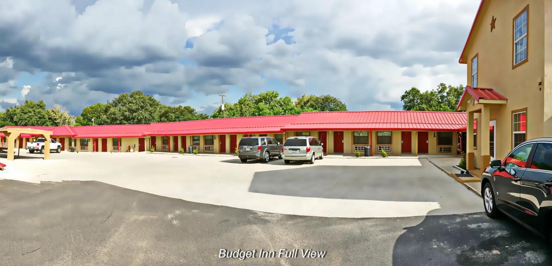 Budget Inn photo 12