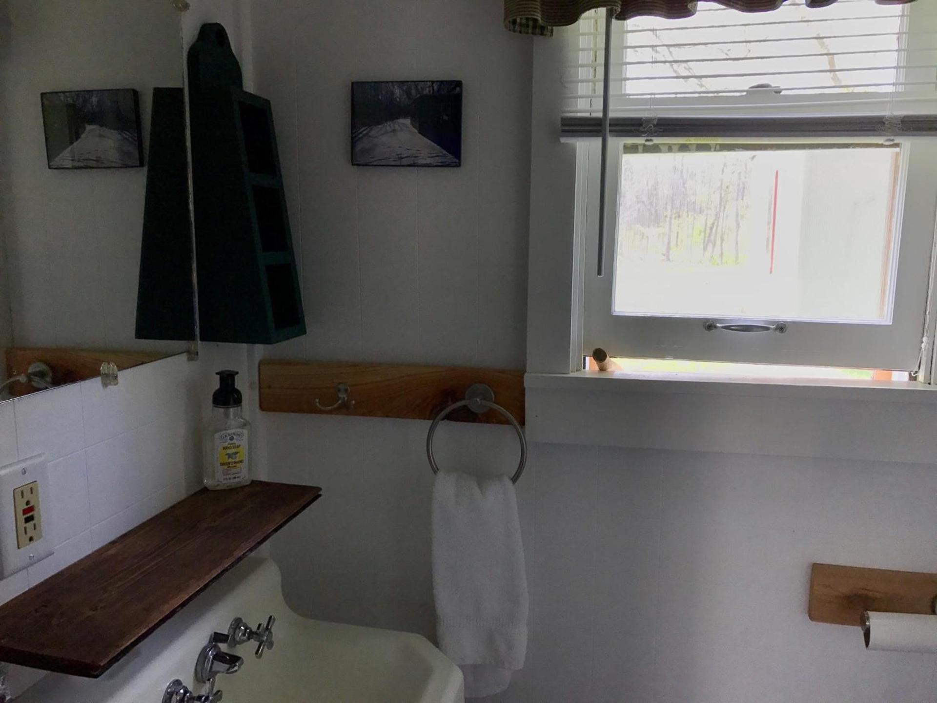 Cedar Ridge Cabins photo 28