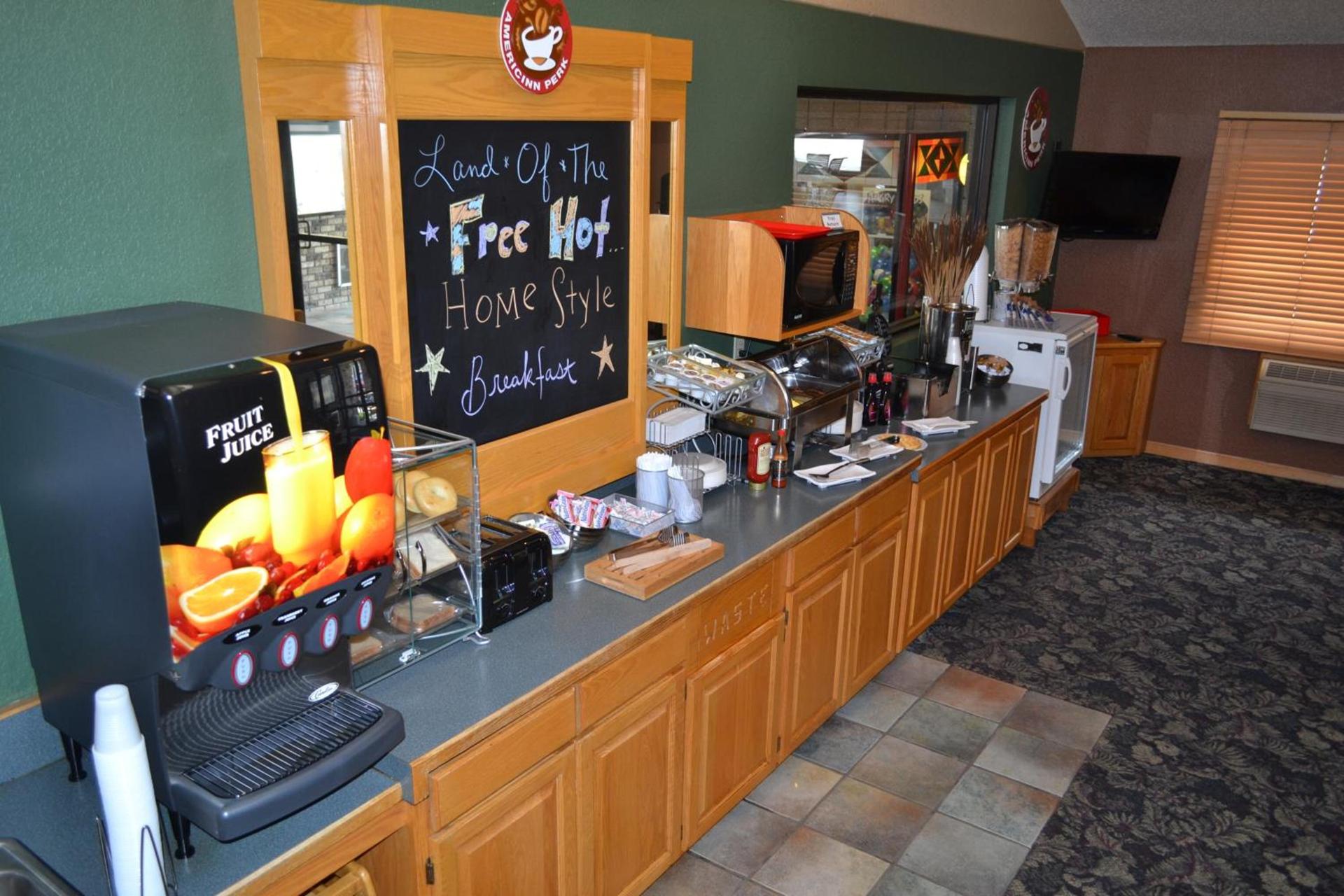 Cobblestone Hotel & Suites - Wisconsin Rapids photo 34