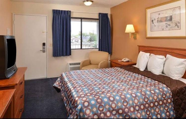 Americas Best Value Inn - Carson City photo 8