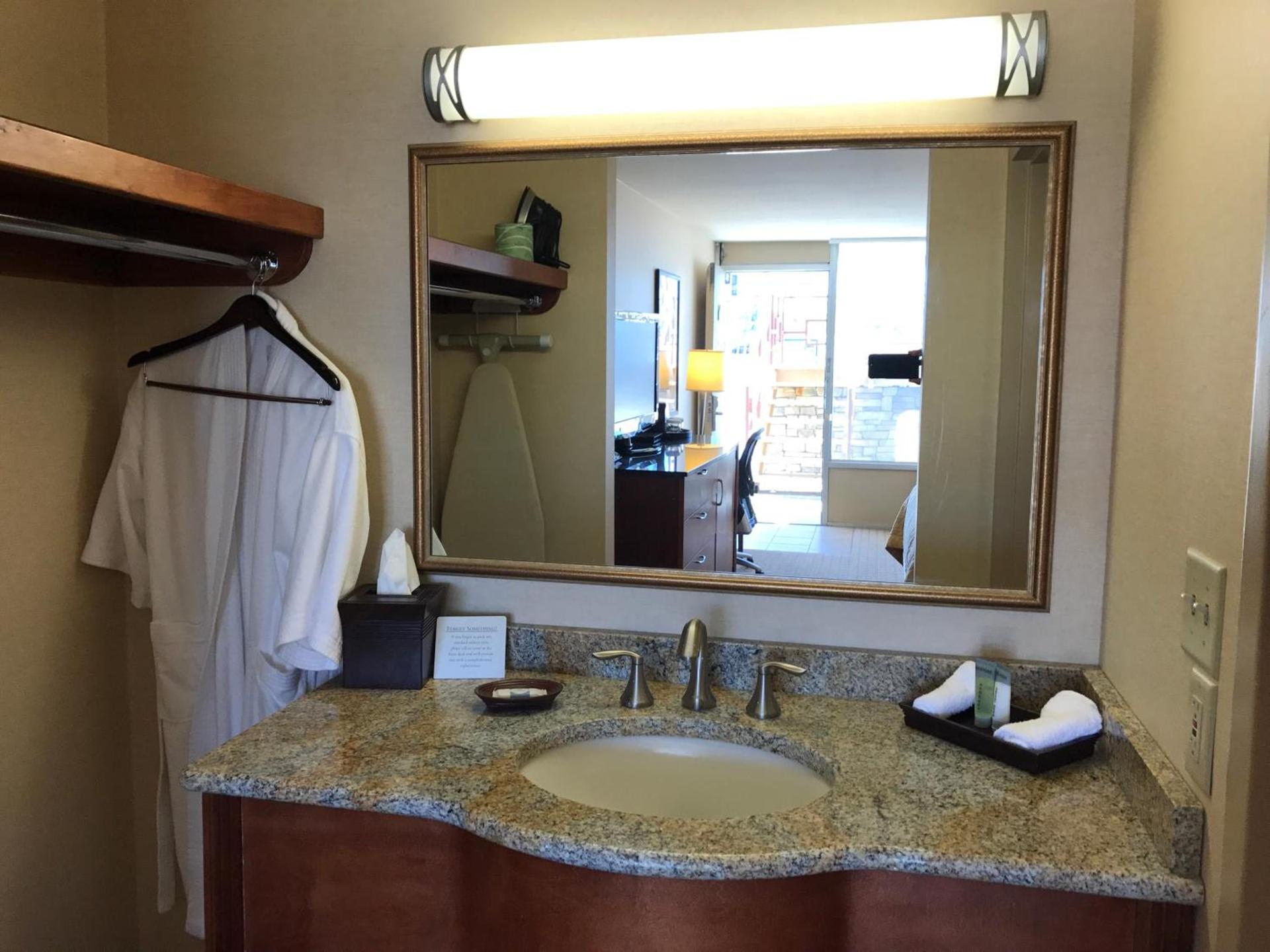 Norfolk Country Inn and Suites photo 13