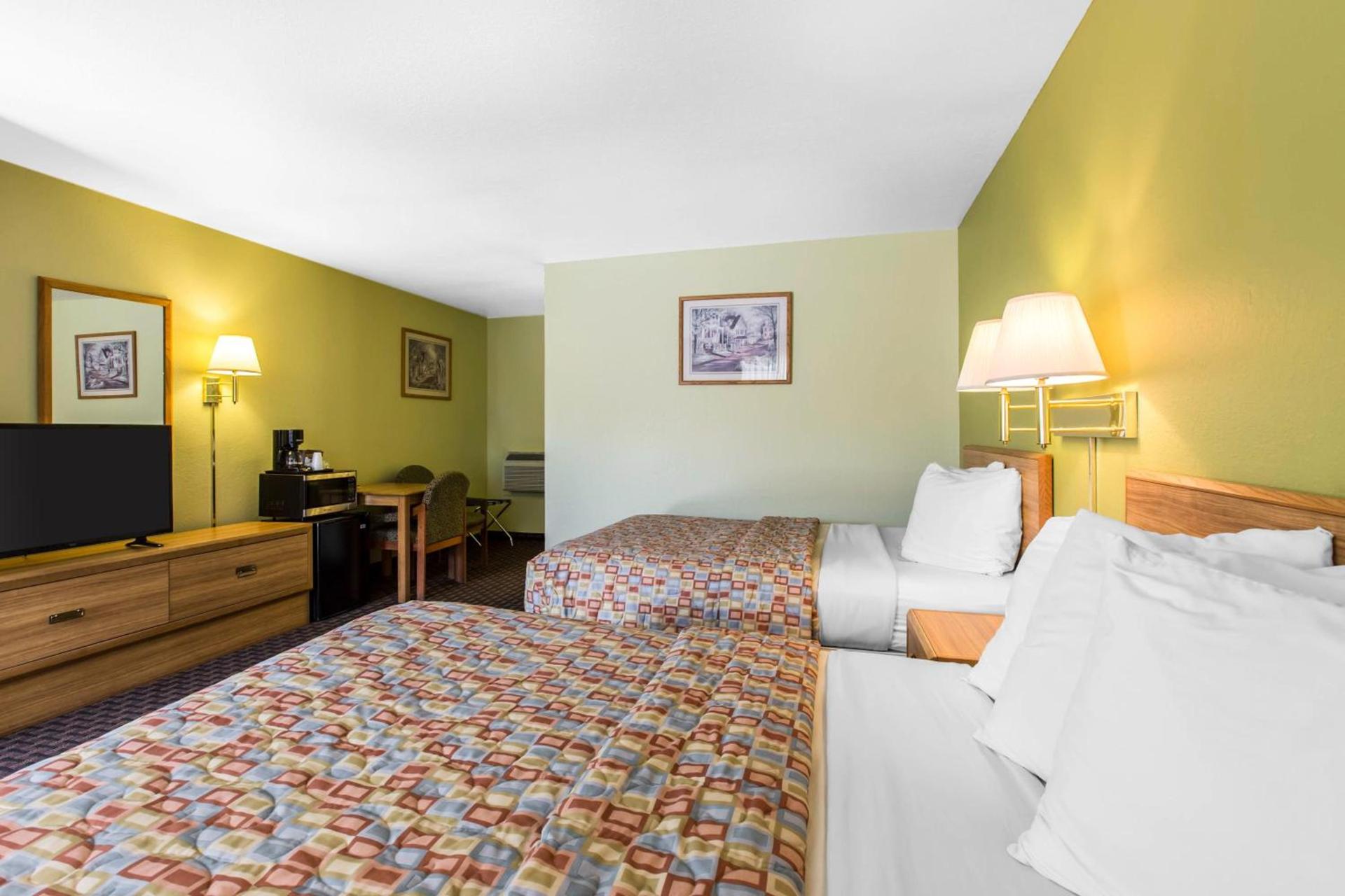 Rodeway Inn Gunnison - Crested Butte photo 35