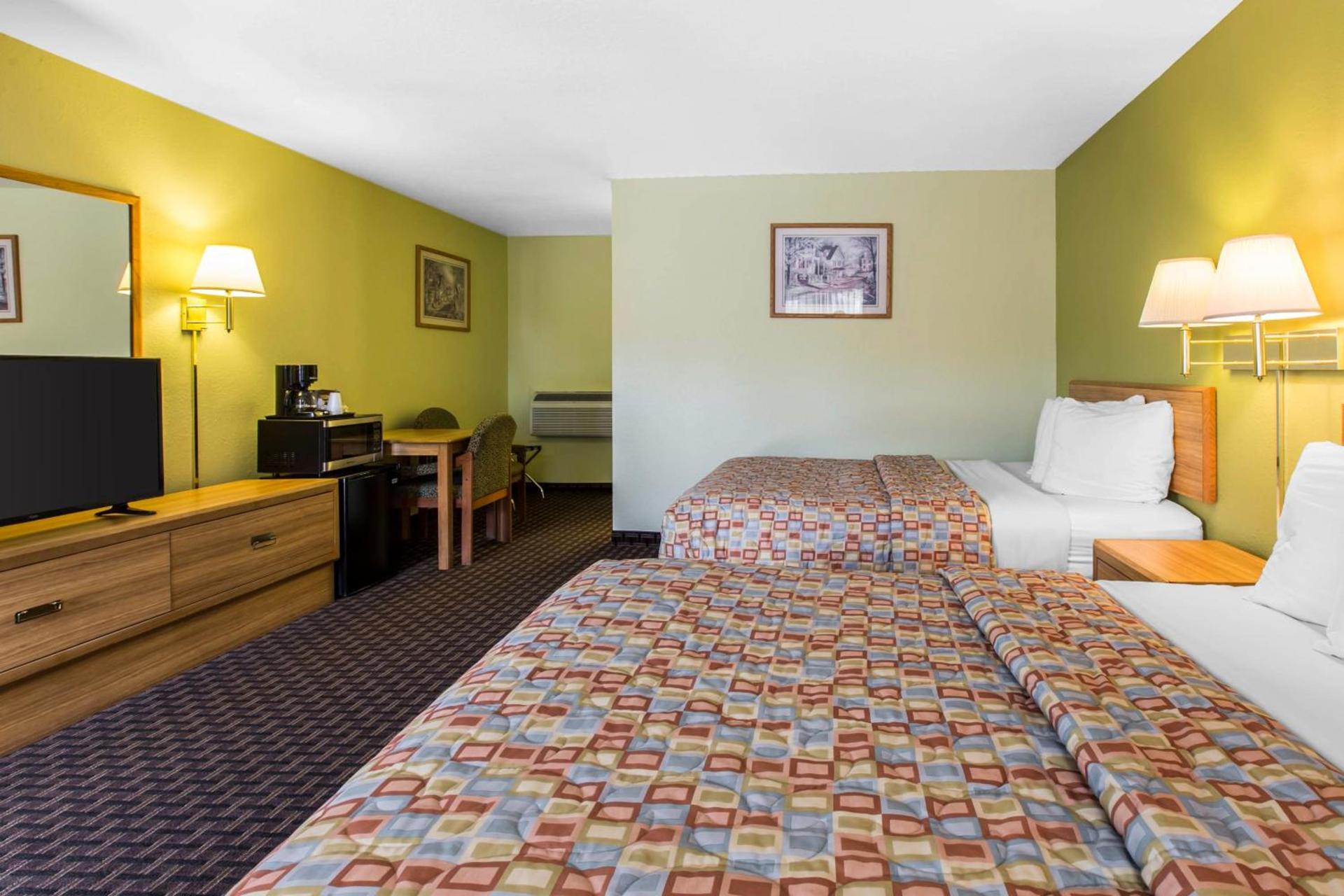 Rodeway Inn Gunnison - Crested Butte photo 34