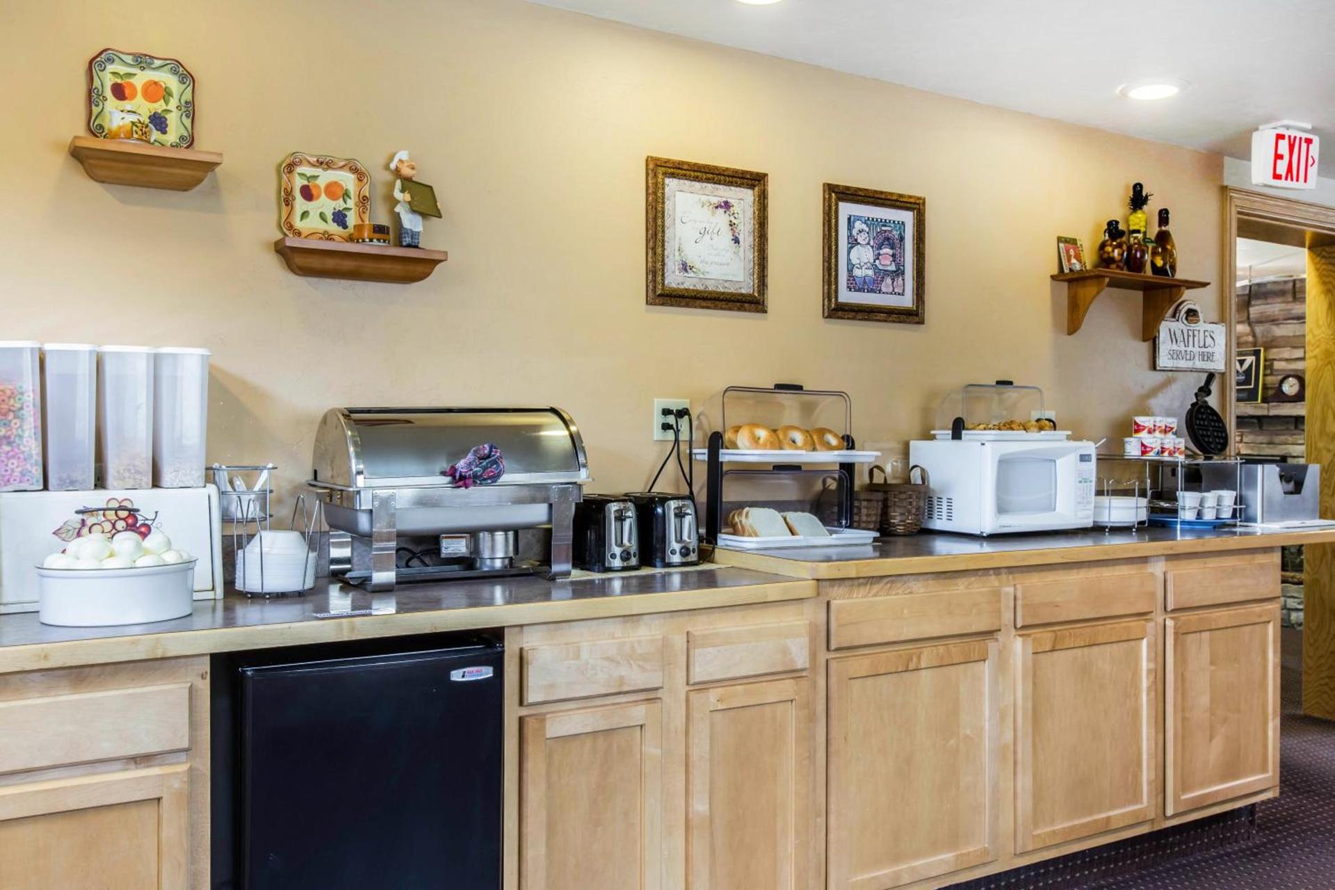 Rodeway Inn Gunnison - Crested Butte photo 4